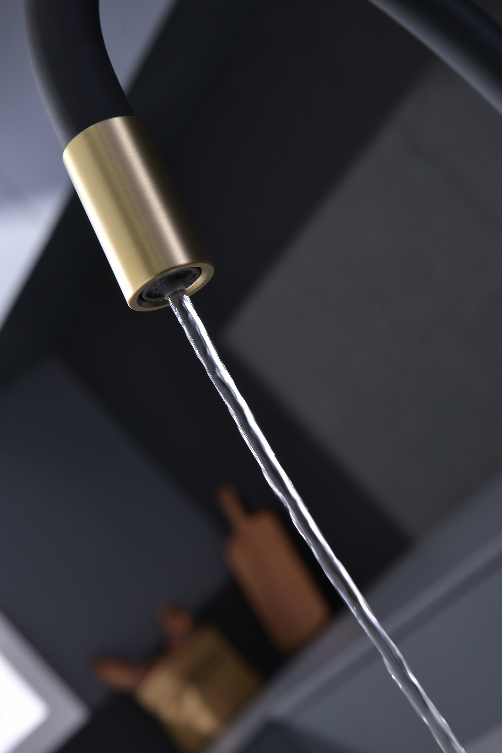 06127-S Смеситель для кухни с гиб. изл. и под. фильтра (Мат. Золото) GANZER (10/1шт)