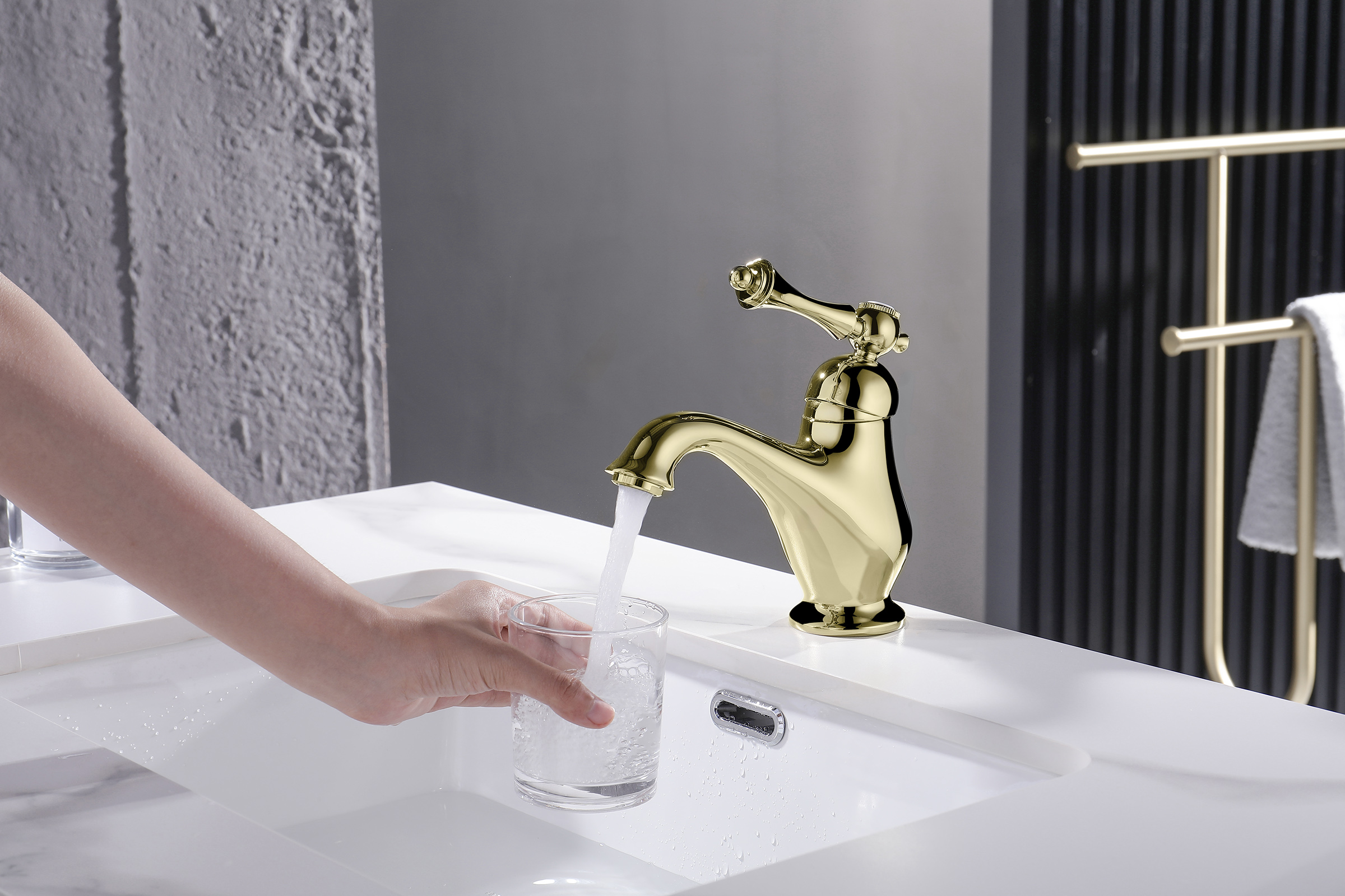 77111-E Смеситель для умывальника  (ЗОЛОТО)  GANZER (10/1шт)