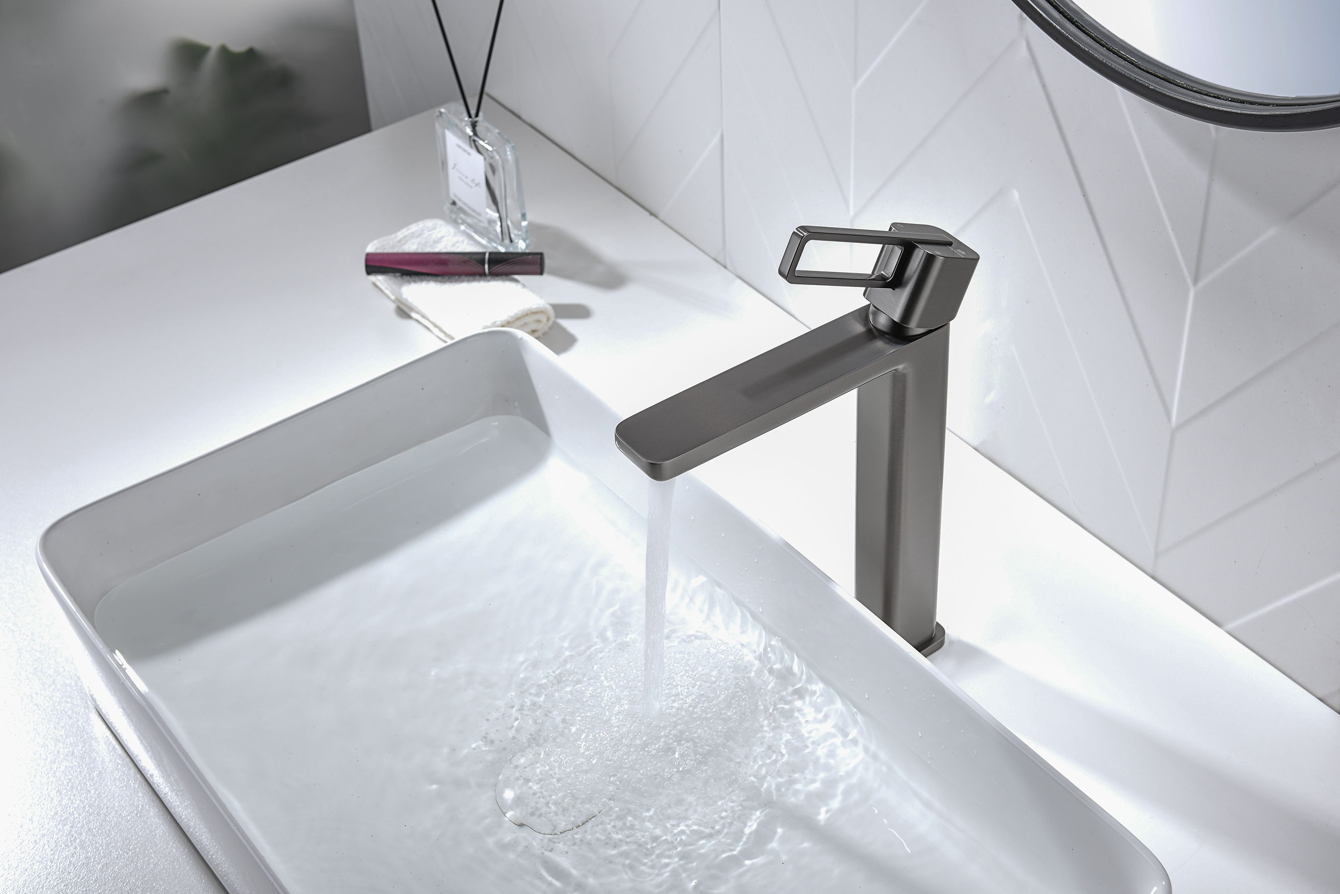 12112-Q Смеситель од. для раковины-чаши (ГРАФИТ) GANZER (10/1шт)