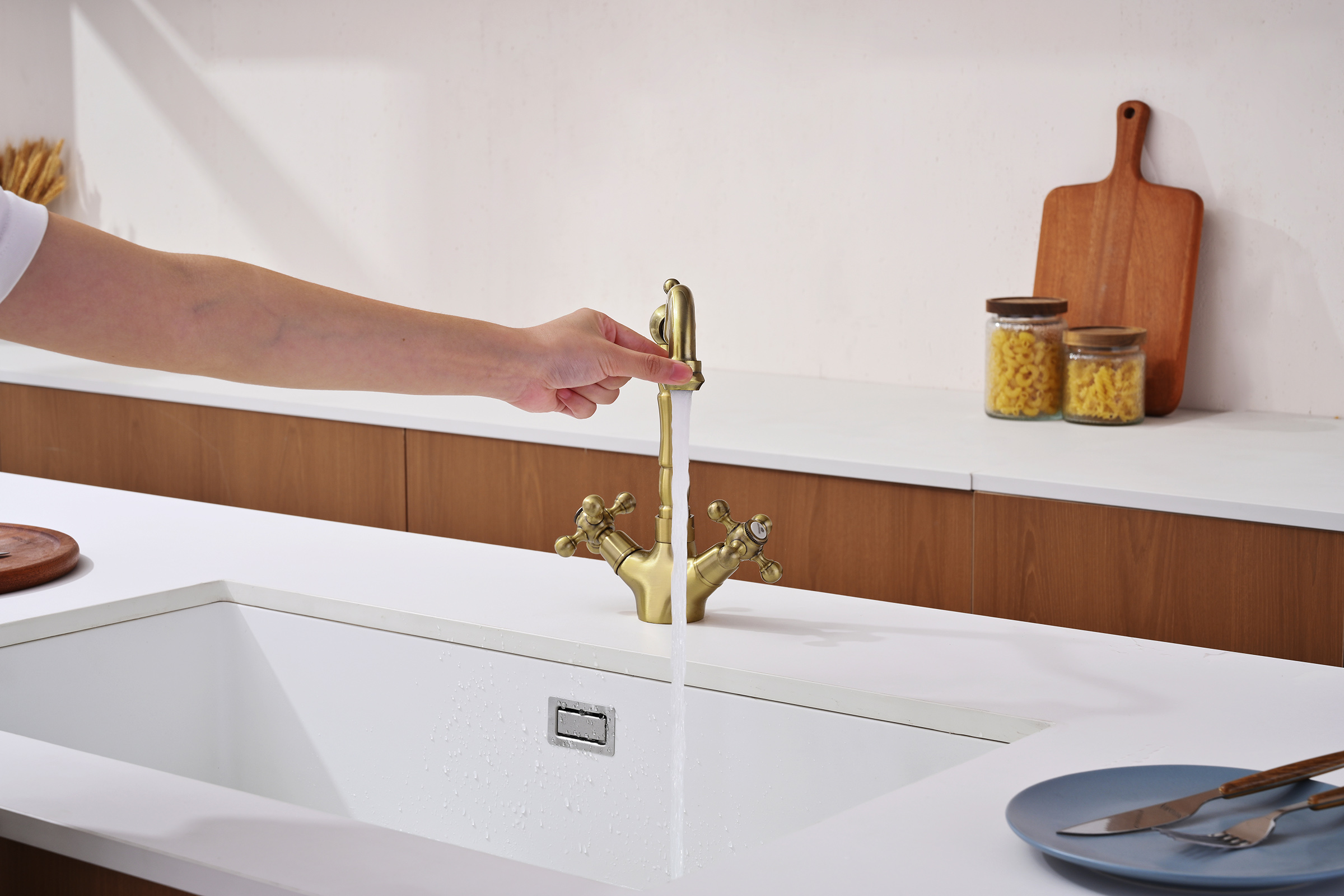 09122-D Смеситель 2-ух руч. для кухни (БРОНЗА) GANZER  (10/1шт)