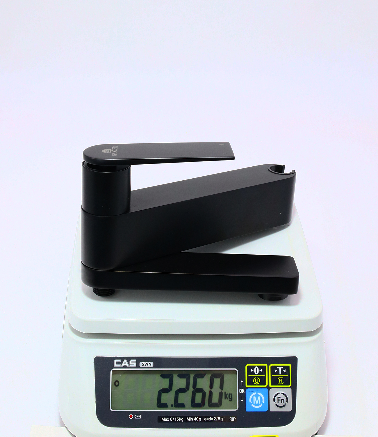 07031-C Смеситель однорычажный для ванны (ЧЕРНЫЙ) "GANZER" (5/1шт)