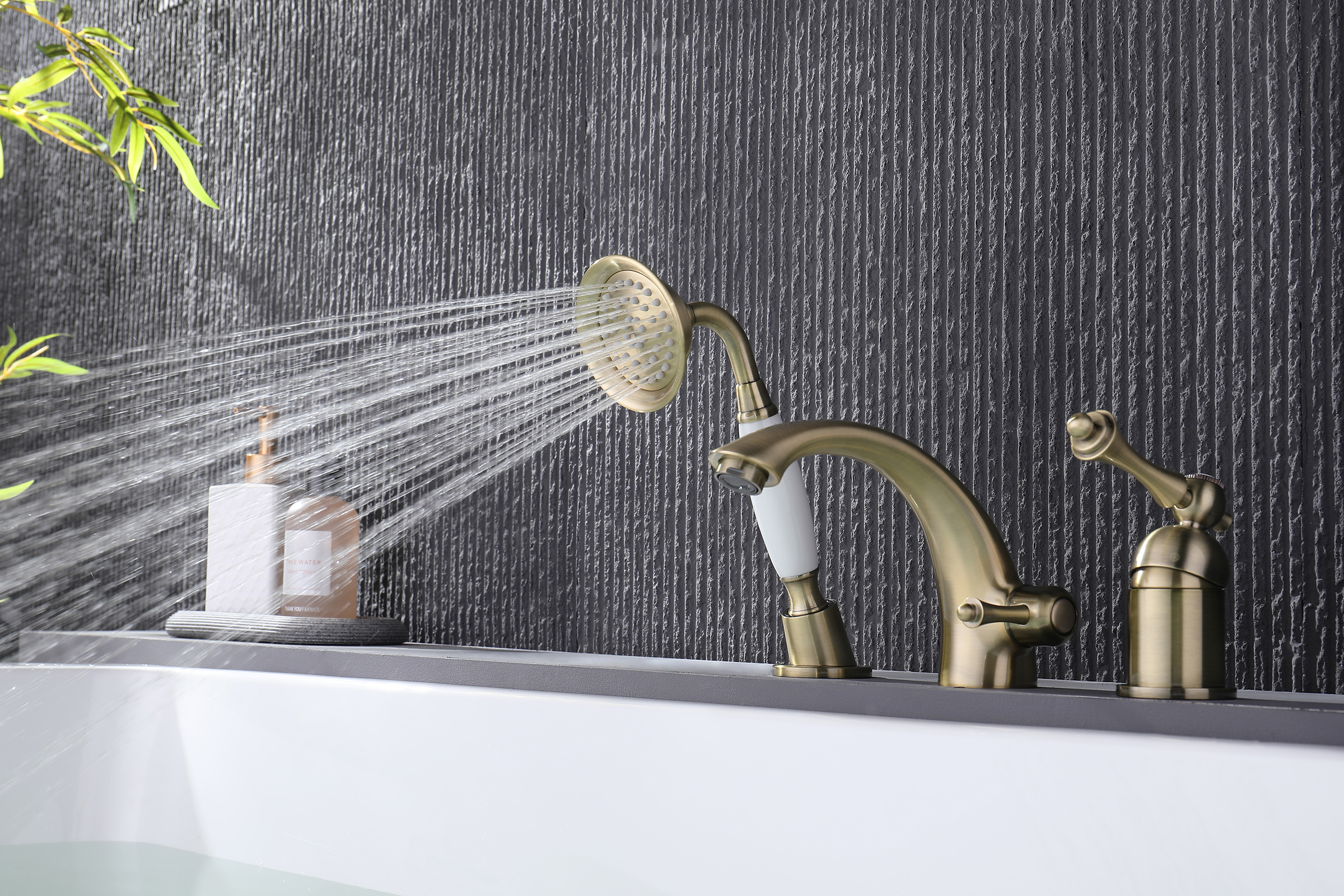 77133-D Смеситель на борт ванны (3-отв,БРОНЗА)  GANZER (8/1шт)