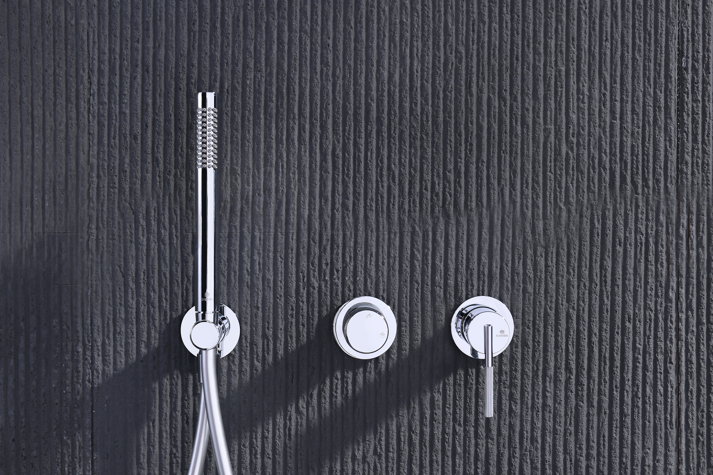 19164 Встроенный смес для душа с 2-функ. (ХРОМ) GANZER  (6/1шт)