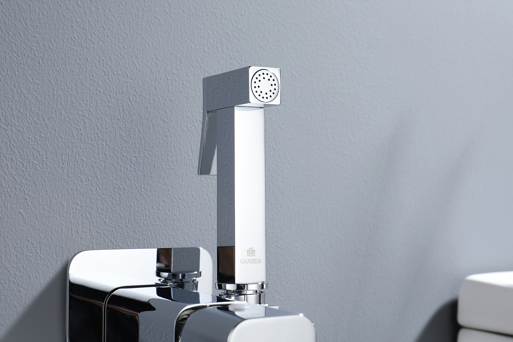 12157 Смеситель встраиваемый с ГИГ. душем (ХРОМ) GANZER (10/1шт)