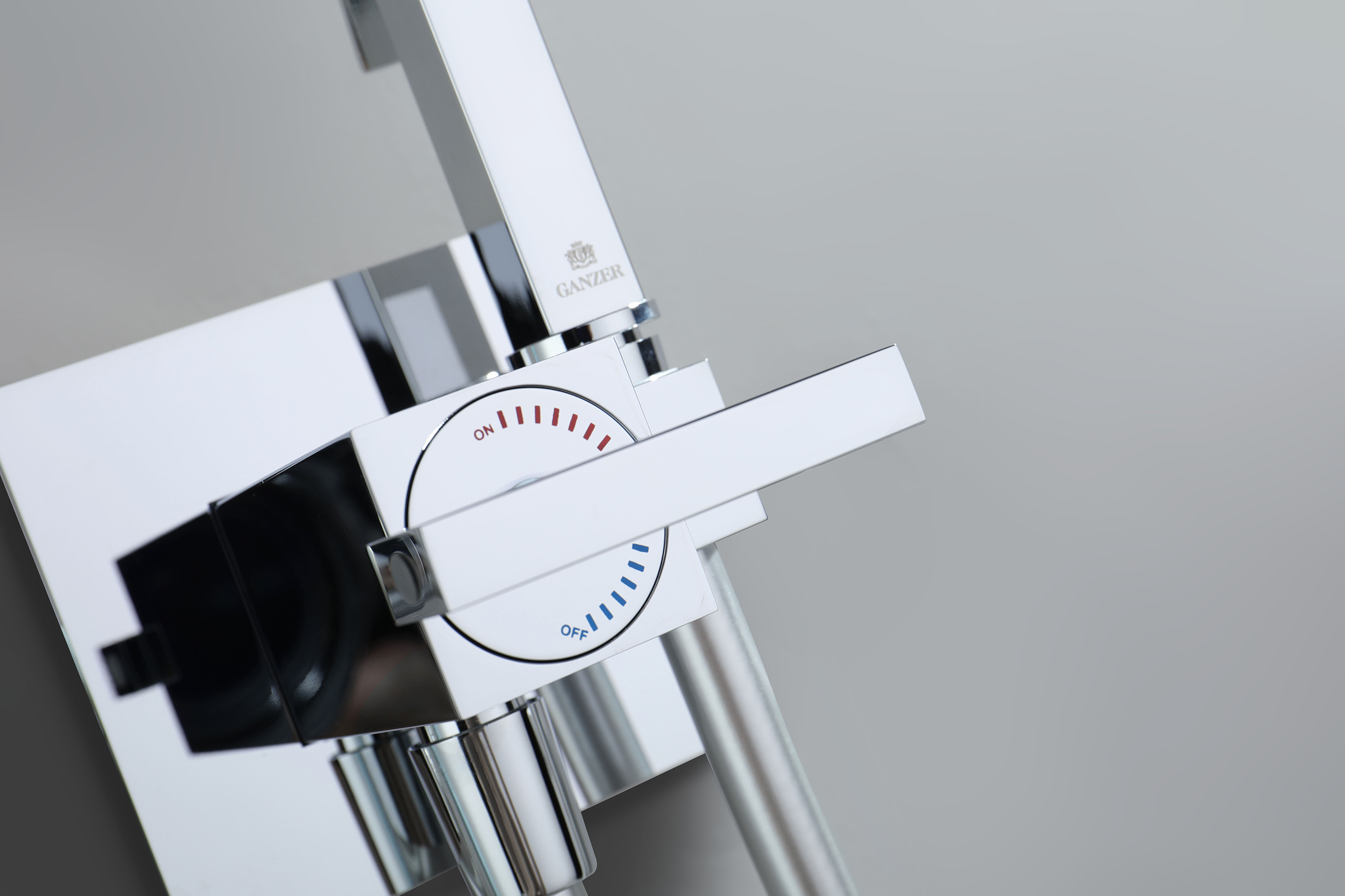 01157 Смеситель встраиваемый с ГИГ. душом (ХРОМ) GANZER (10/1шт)