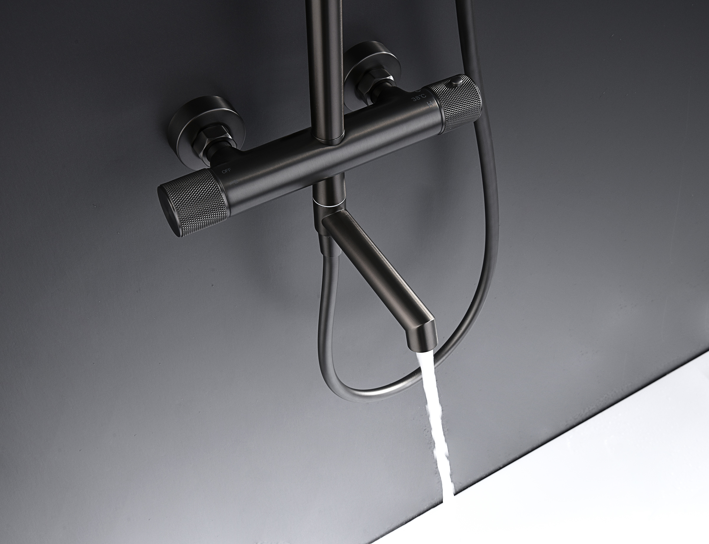 19170-Q Душевая система с термостатом (ГРАФИТ) GANZER (5/1шт)