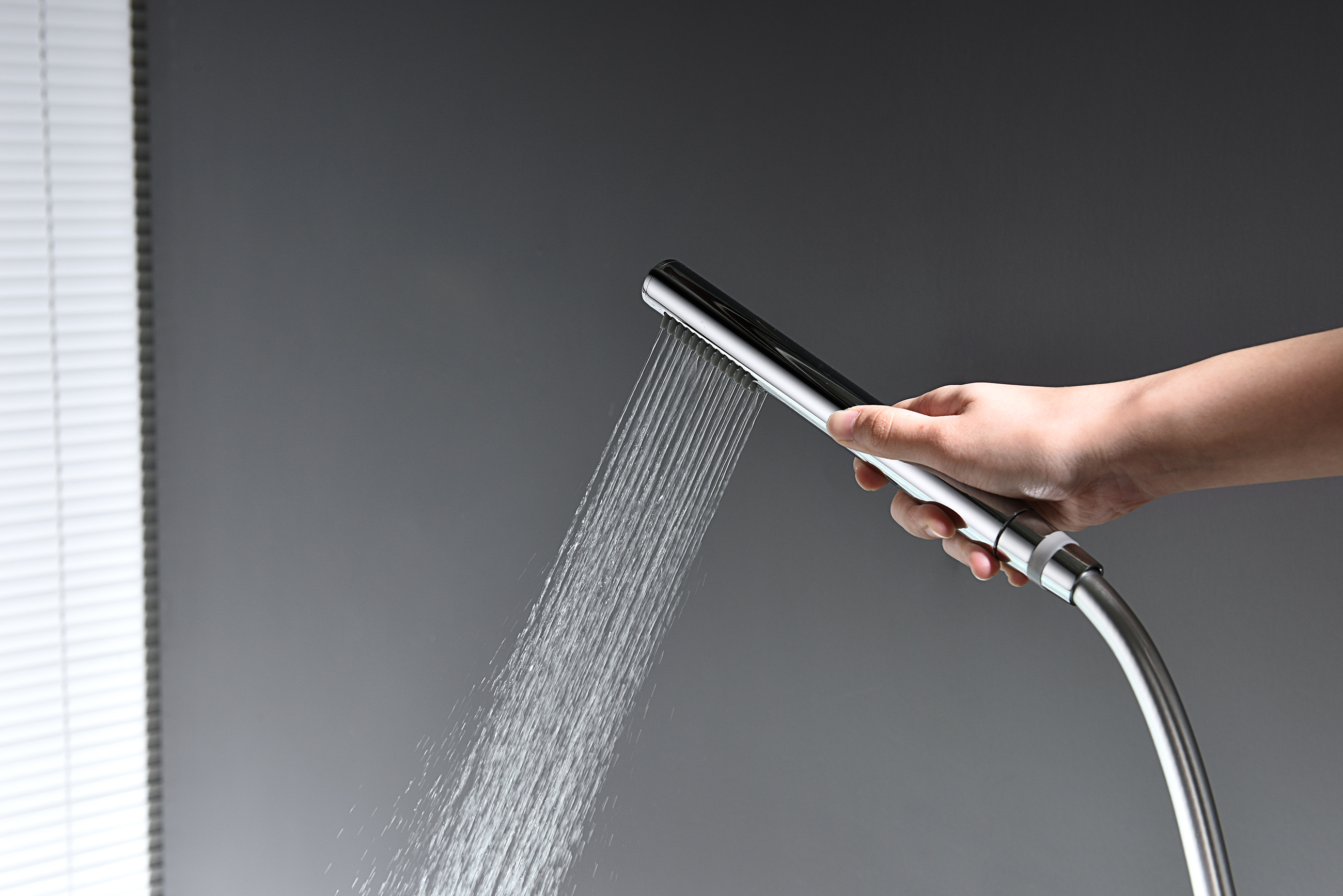 19181 Смеситель напольный для ванны (ХРОМ) GANZER  (5/1шт)