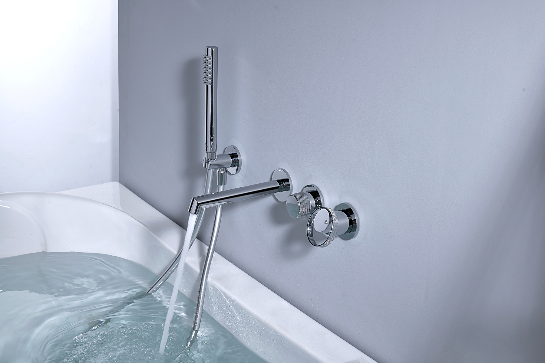 19134 Встроенный смес. для ванны  (ХРОМ) GANZER  (6/1шт)