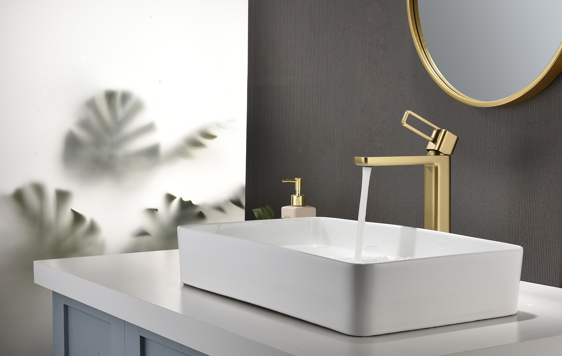 12112-S Смеситель од. для раковины-чаши (Мат. Золото) GANZER (10/1шт)