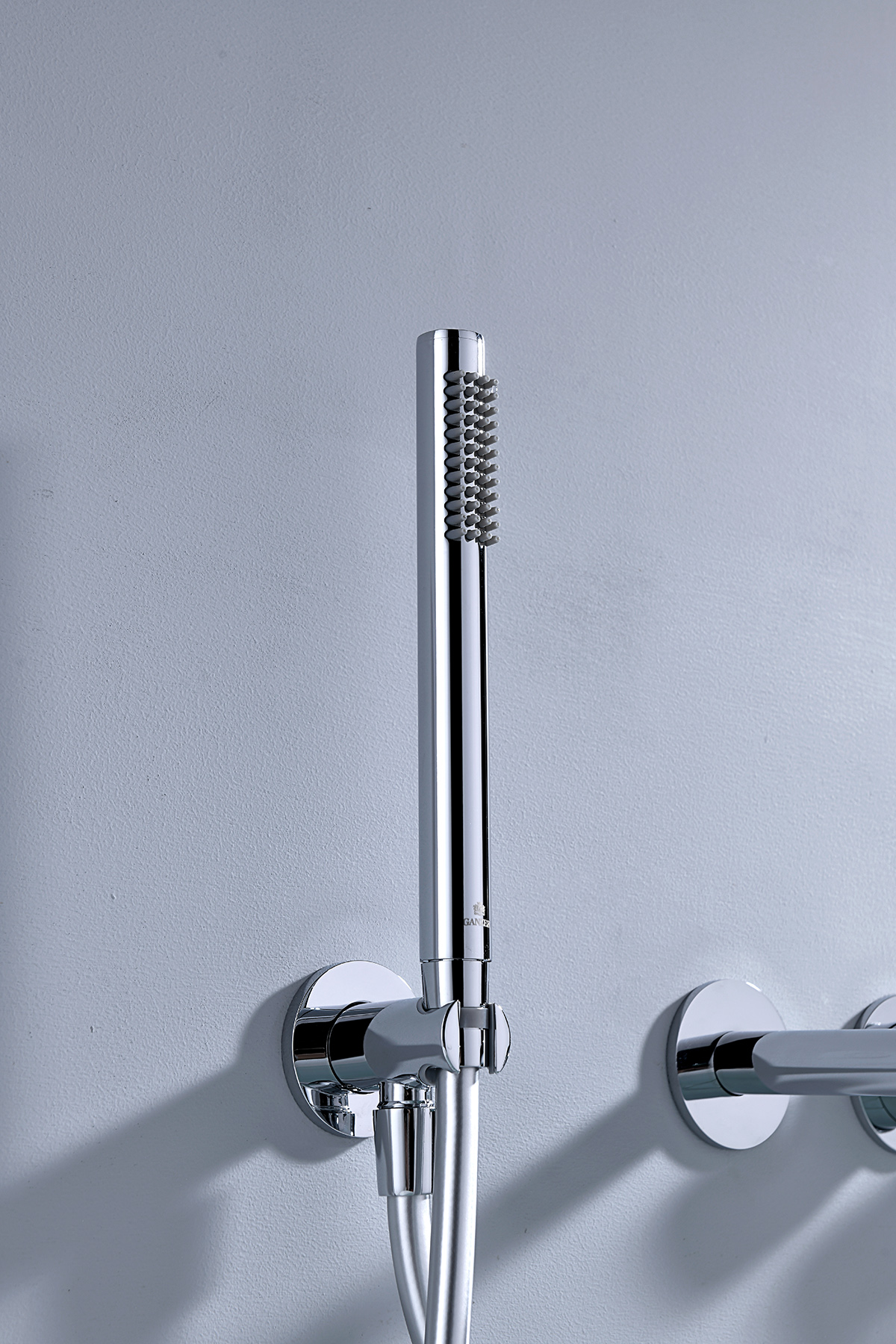 19134 Встроенный смес. для ванны  (ХРОМ) GANZER  (6/1шт)