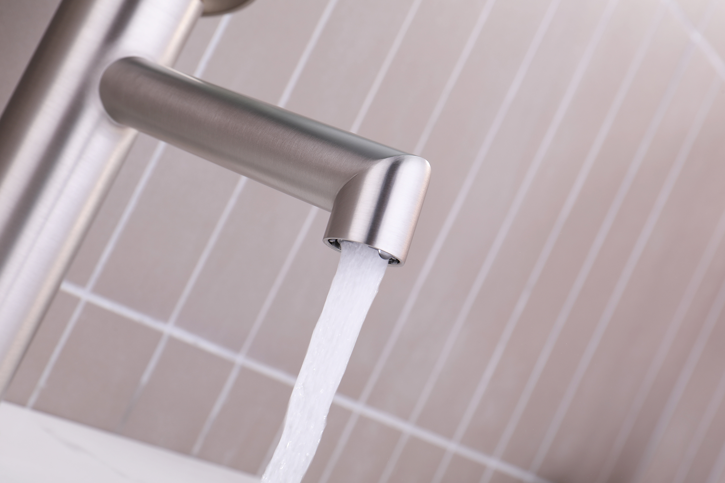 19111-G Смеситель од. для раковины (САТИН) GANZER (10/1шт)