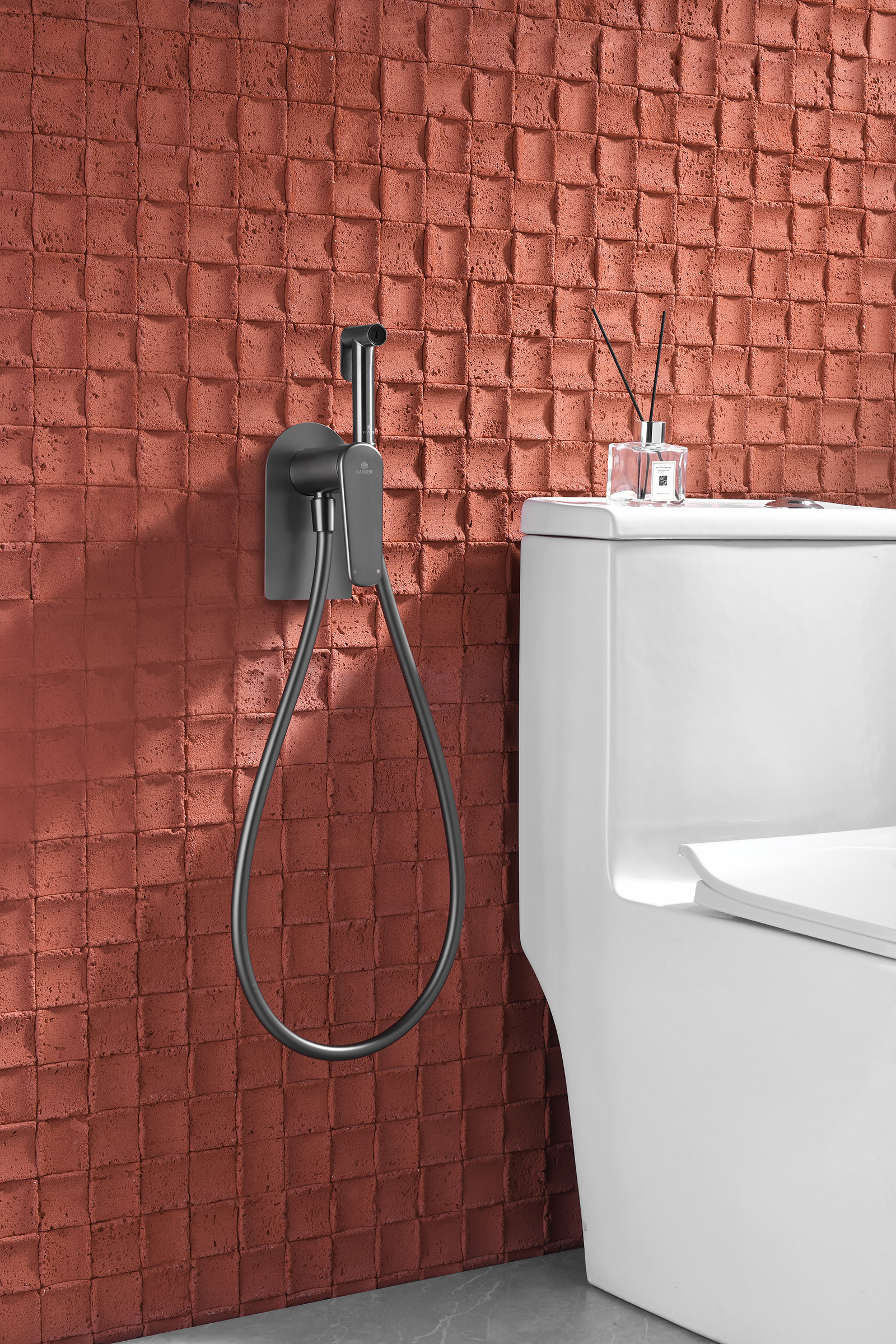 02157-Q Смеситель встраиваемый с ГИГ. душем (ГРАФИТ) GANZER (10/1шт)