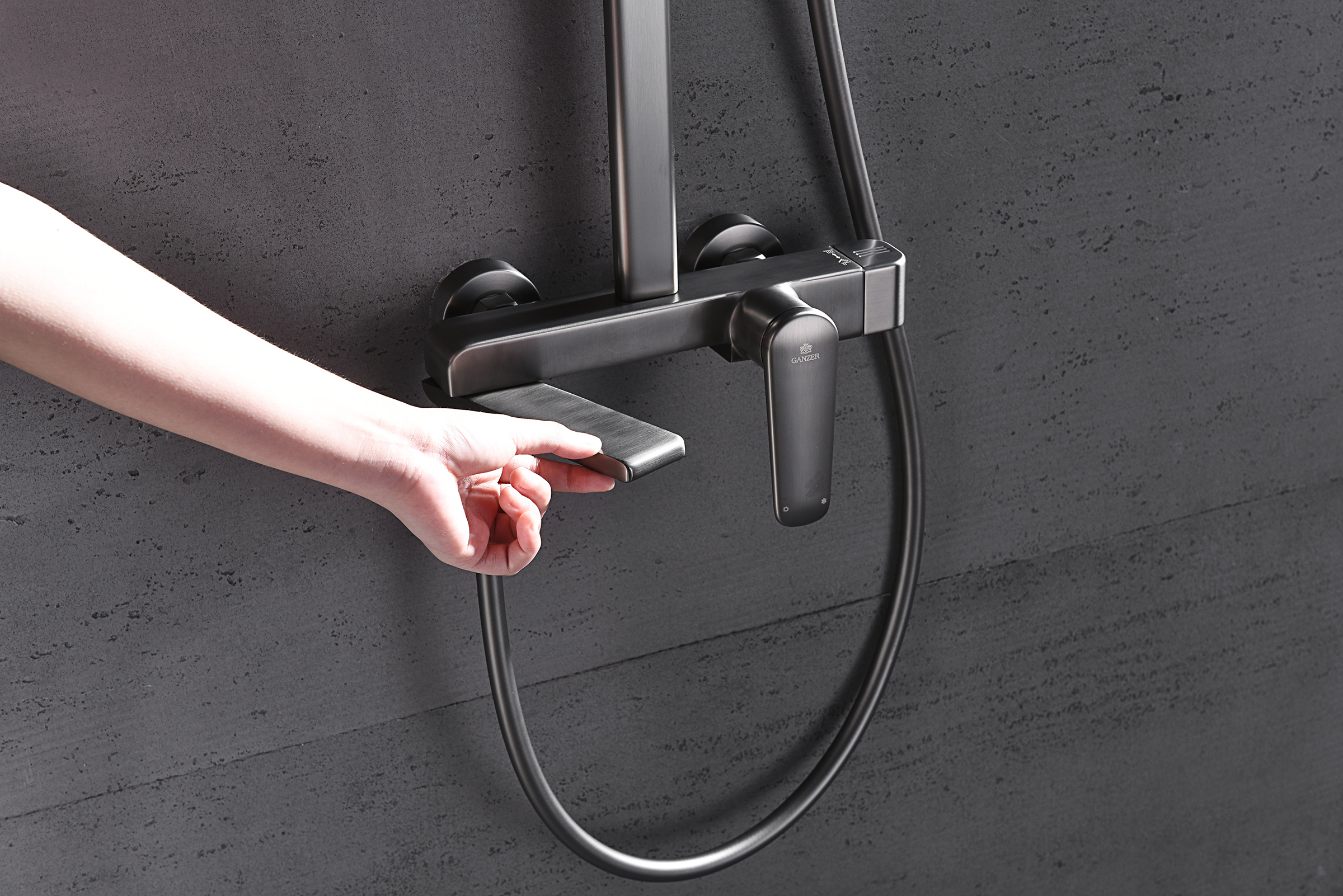 02162-Q Душевая система (ГРАФИТ) GANZER (5/1шт)