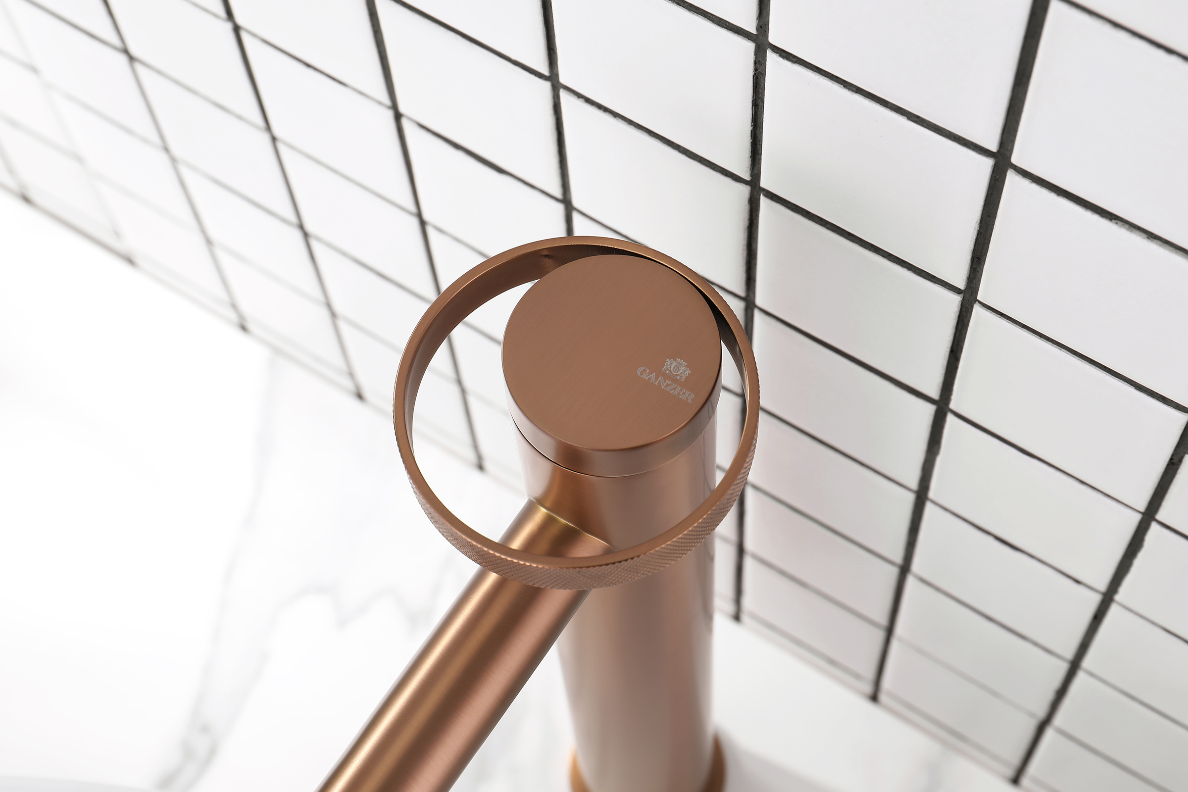 19112-R Смеситель од. для раковины-чаши (Роз. Золото) GANZER (10/1шт)