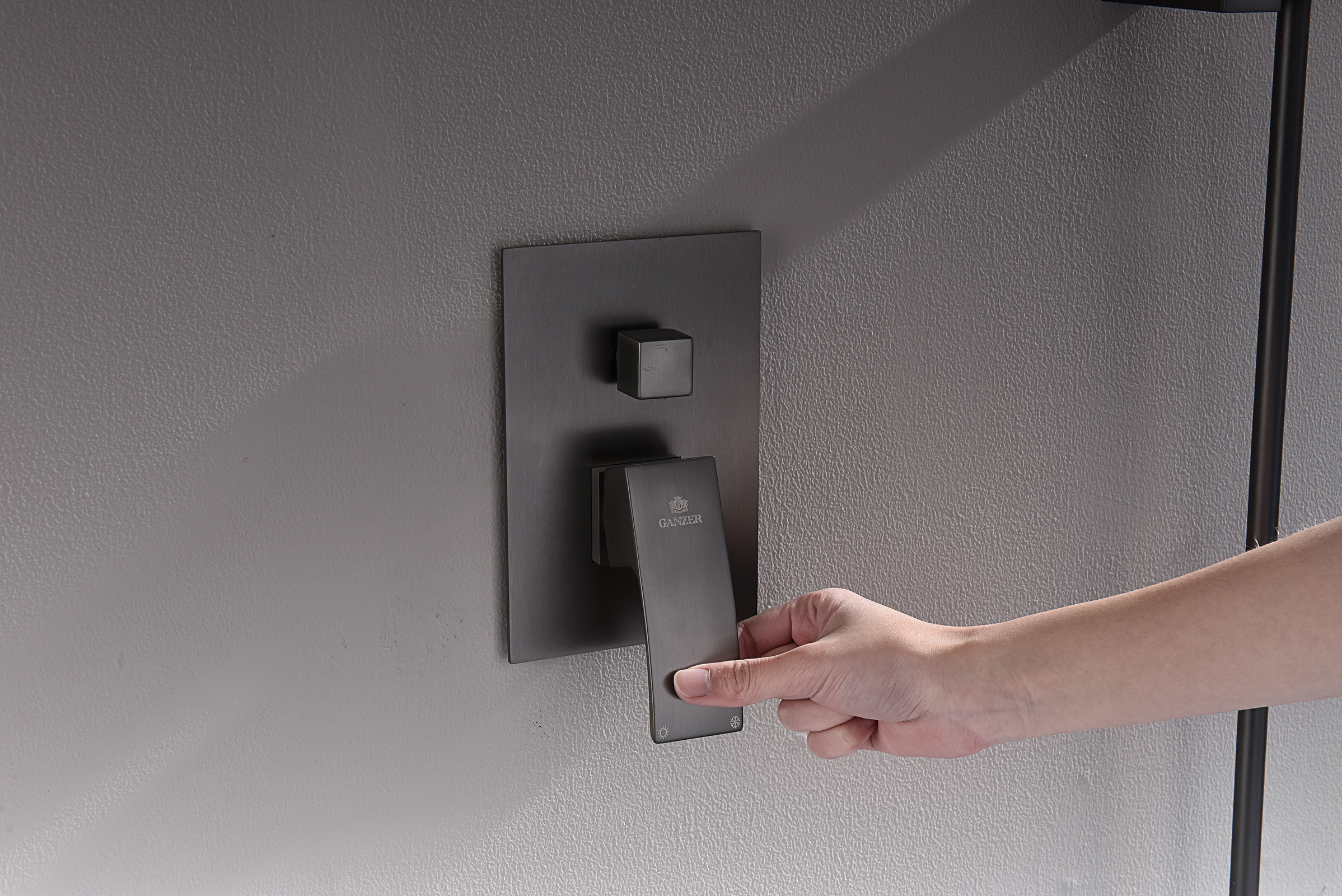 44165-Q Смеситель встраиваемый для душа с 3-функ. (ГРАФИТ) GANZER (6/1шт)