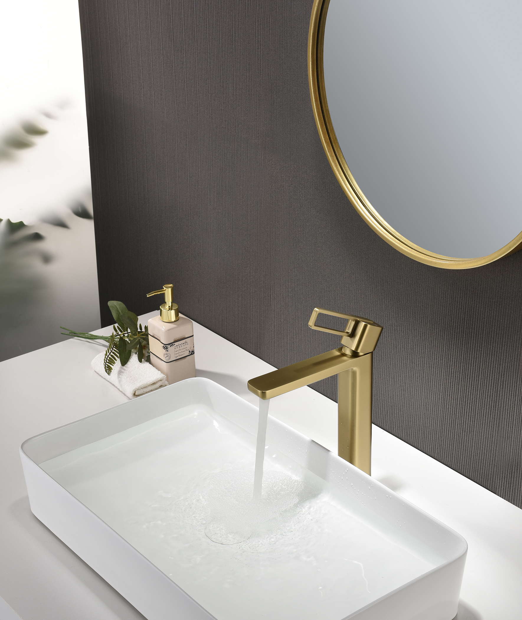 12112-S Смеситель од. для раковины-чаши (Мат. Золото) GANZER (10/1шт)