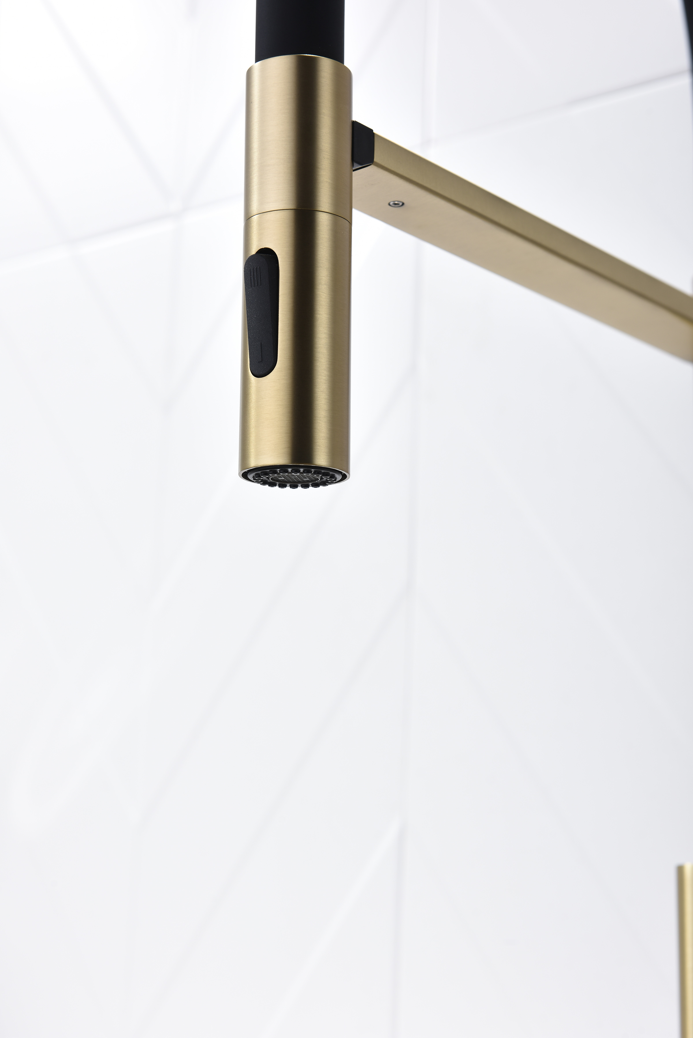 12127-SC Смеситель для кухни с гиб. МАГНИТ. изливом (Мат. Золото+ЧЕР.) GANZER (10/1шт)