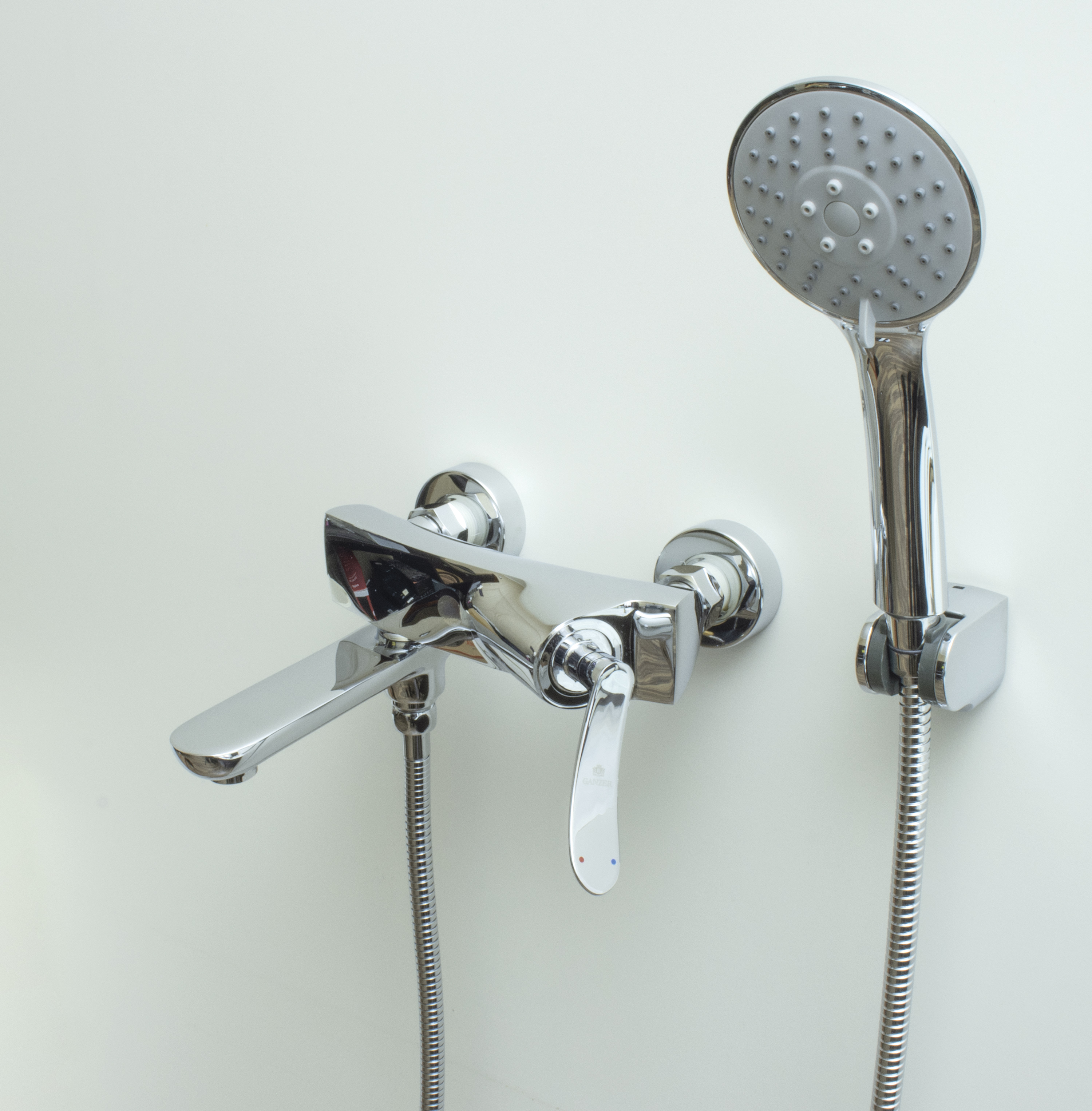 29031 Смеситель однорычажный для ванны "GANZER"