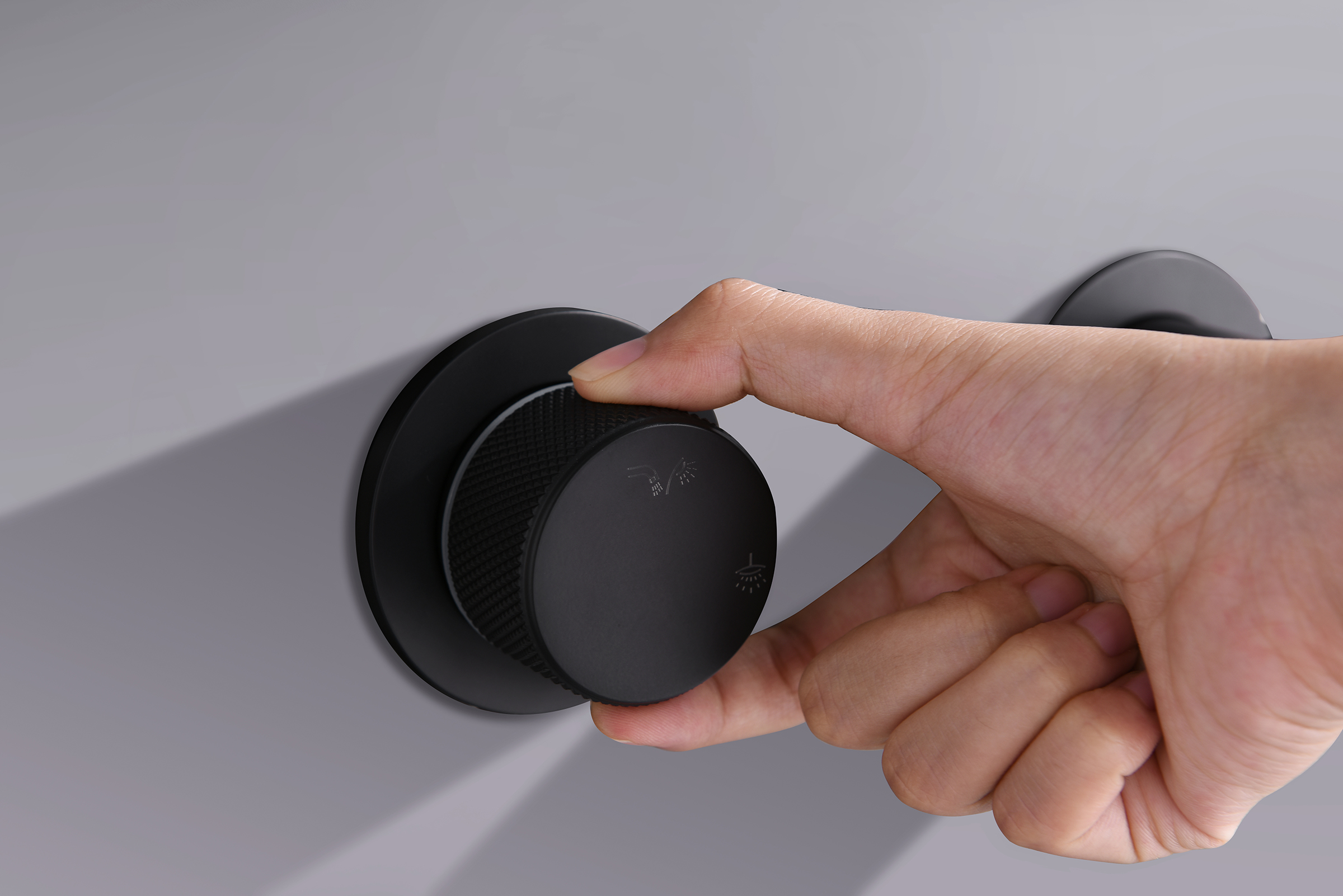 19165-C Смеситель встраиваемый для душа с 3-функ. (ЧЕРНЫЙ) GANZER (6/1шт)