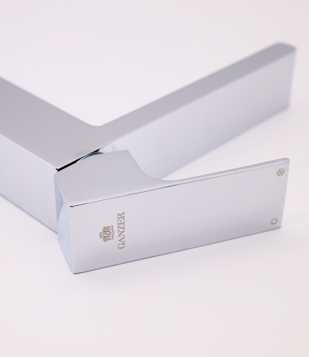 28112 Смеситель од. для раковины-чаши (ХРОМ) GANZER (10/1шт)