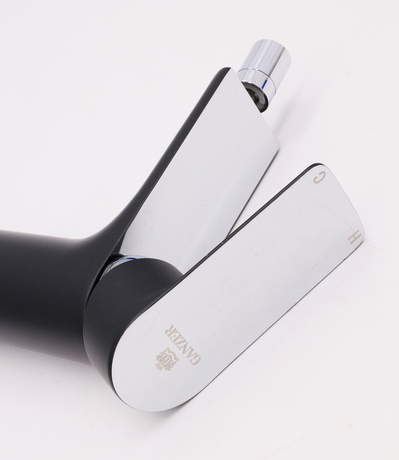 21051-C Смеситель для биде (чер.+хром) "GANZER"  (10/1шт) Л/К