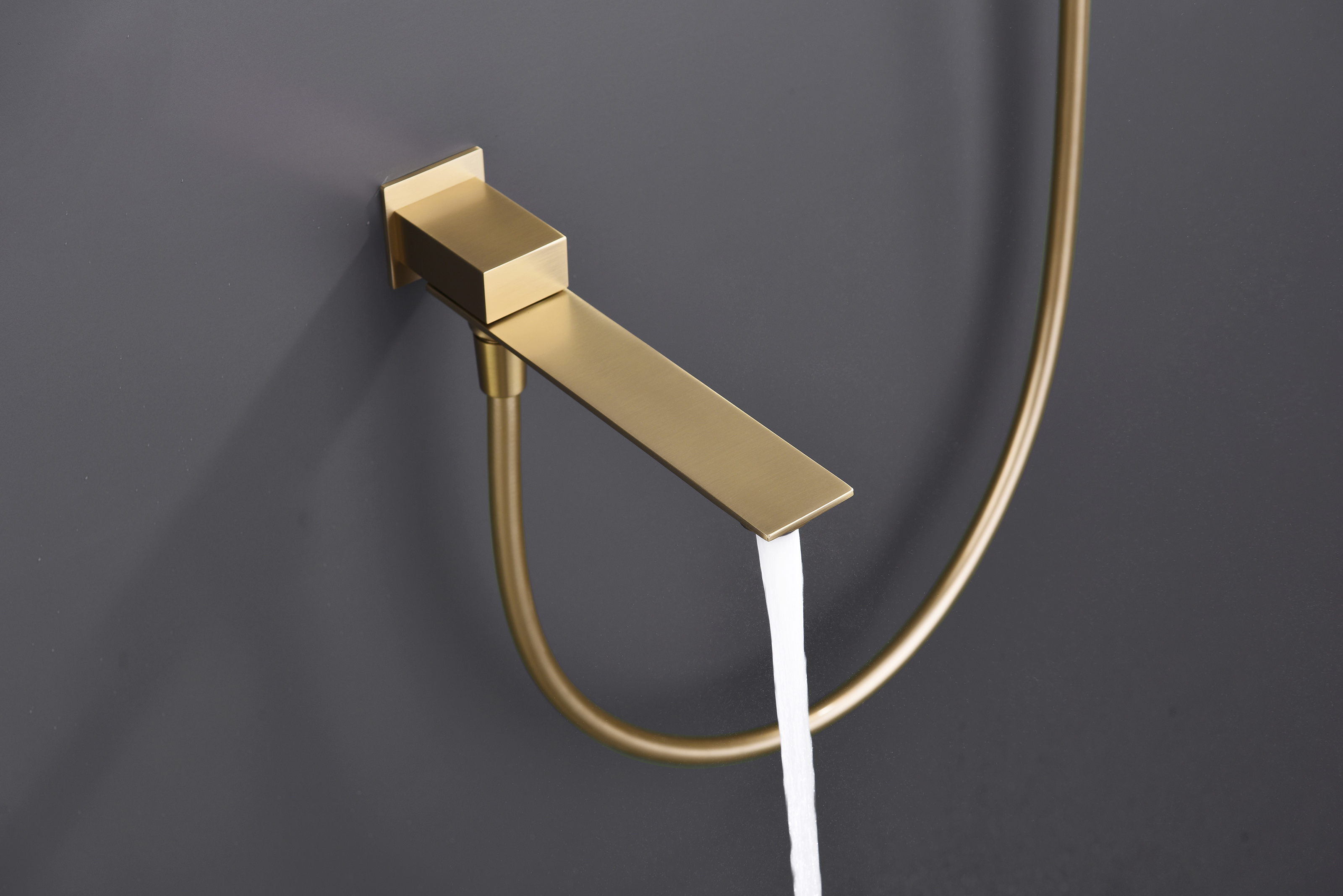 05165-S Смеситель встраиваемый для душа с 3-функ. (Мат. Золото) GANZER (6/1шт)