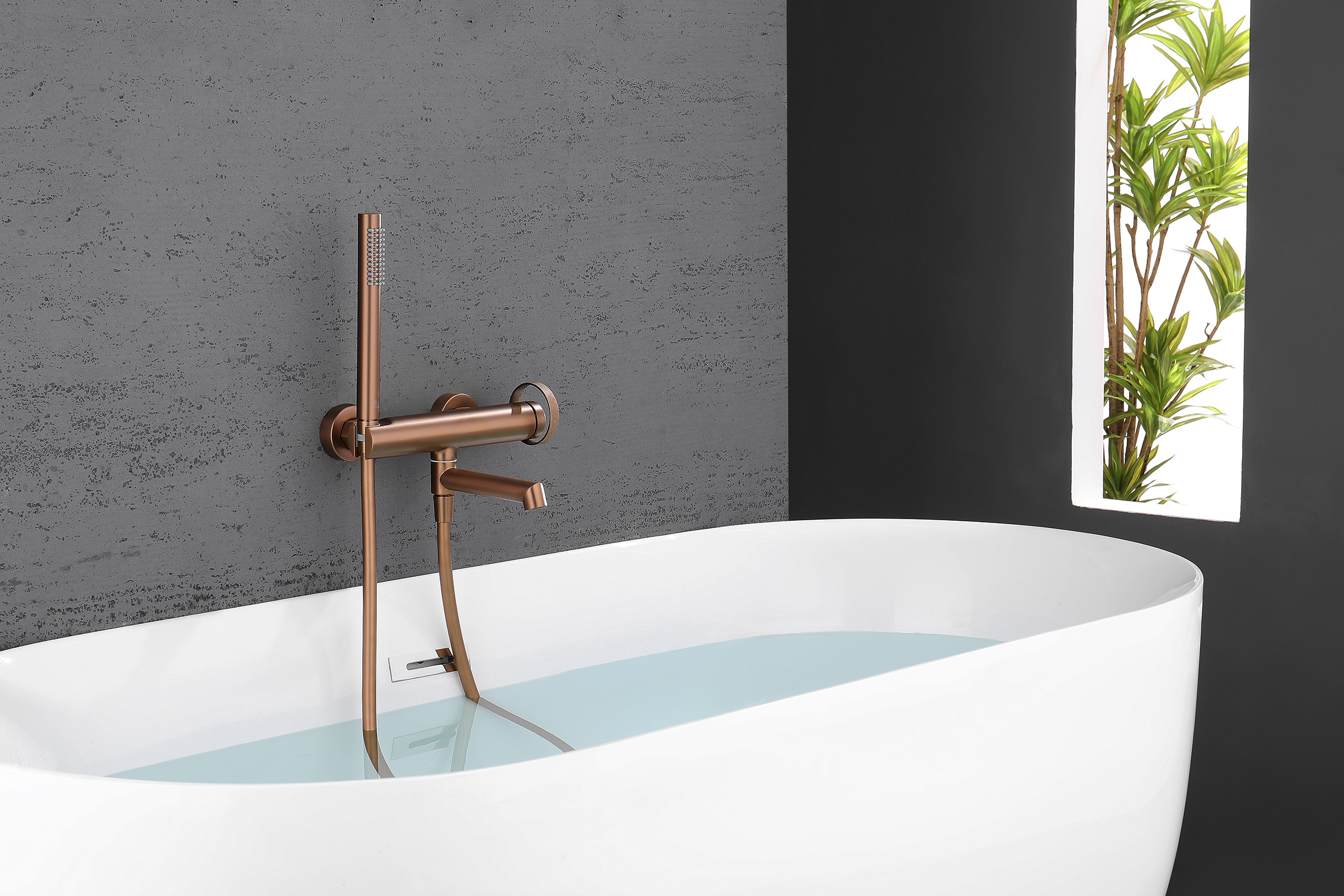 19132-R Смеситель од. для ванны кор. (Роз. Золото)  GANZER  (8/1шт)