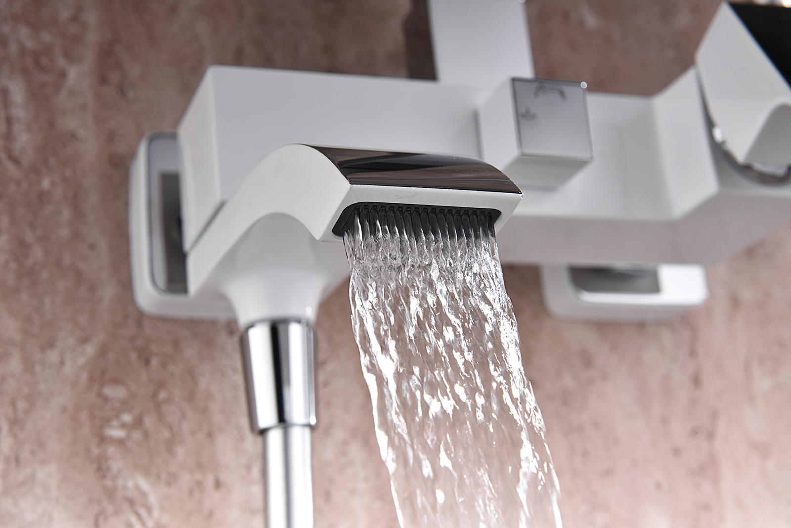 44161-F Душевая система (БЕЛЫЙ) GANZER (5/1шт)