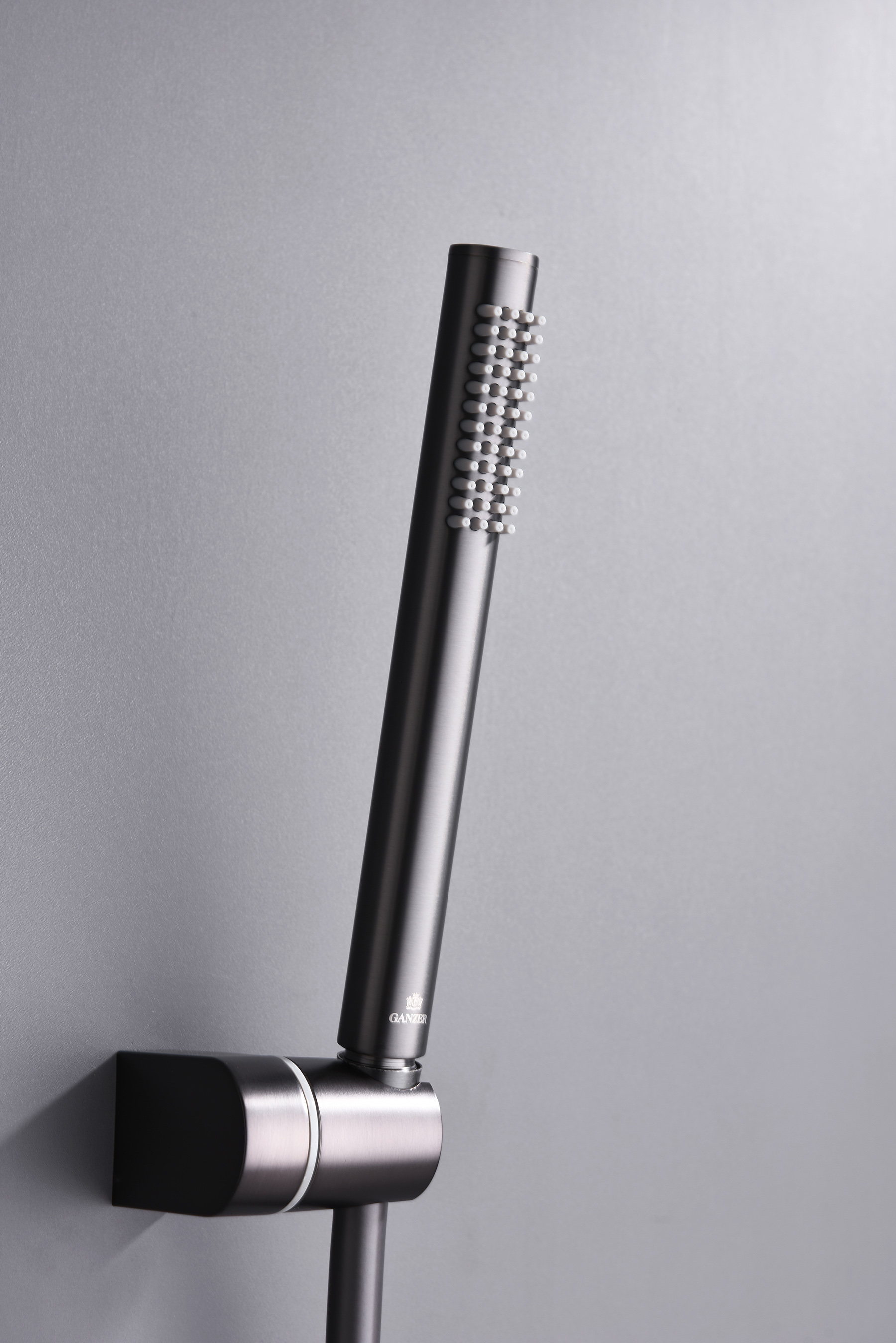 19165-Q Смеситель встраиваемый для душа с 3-функ. (ГРАФИТ) GANZER (6/1шт)