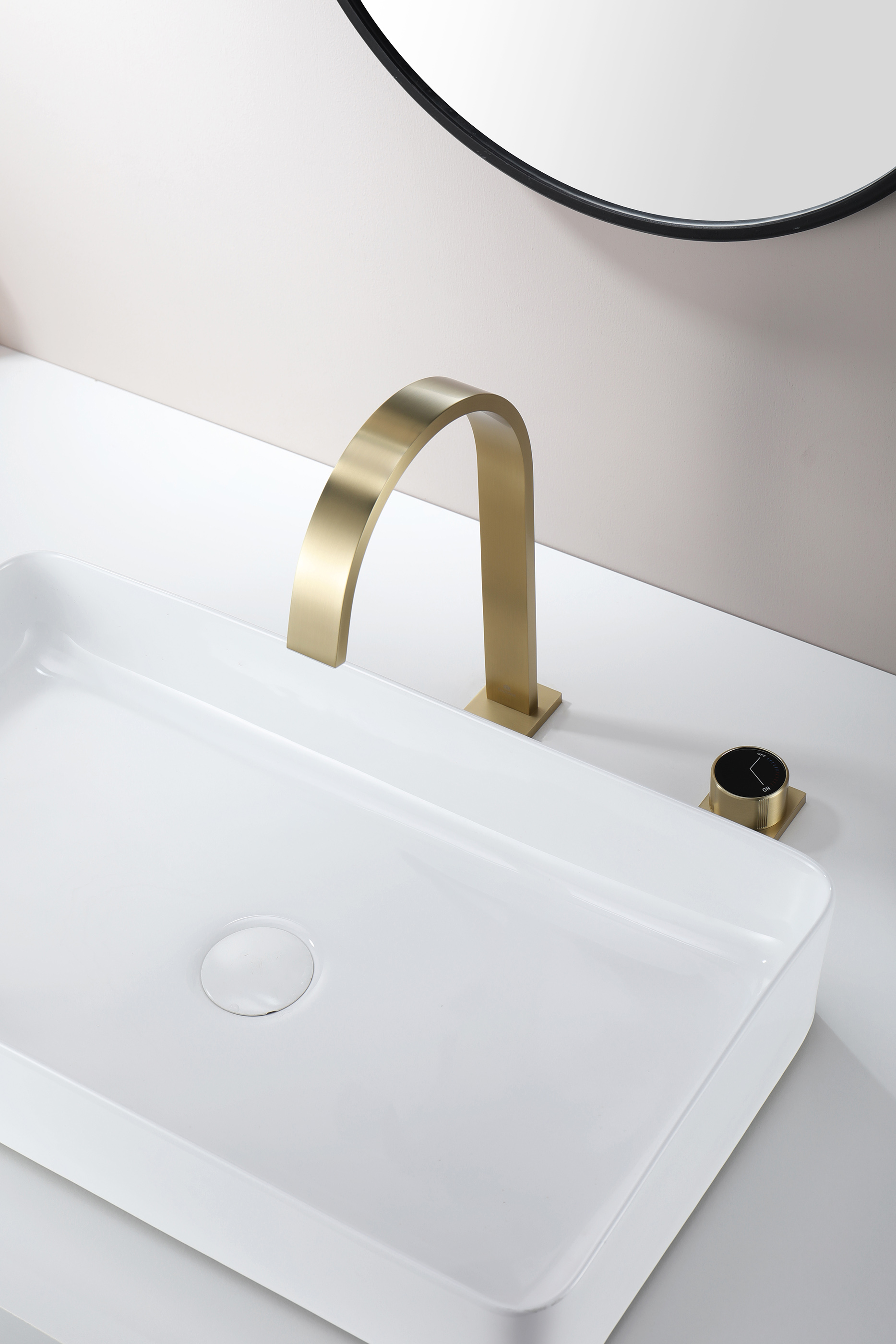 01112-S Смеситель на борт раковины (2-отв,Мат. Золото)  GANZER (10/1шт)