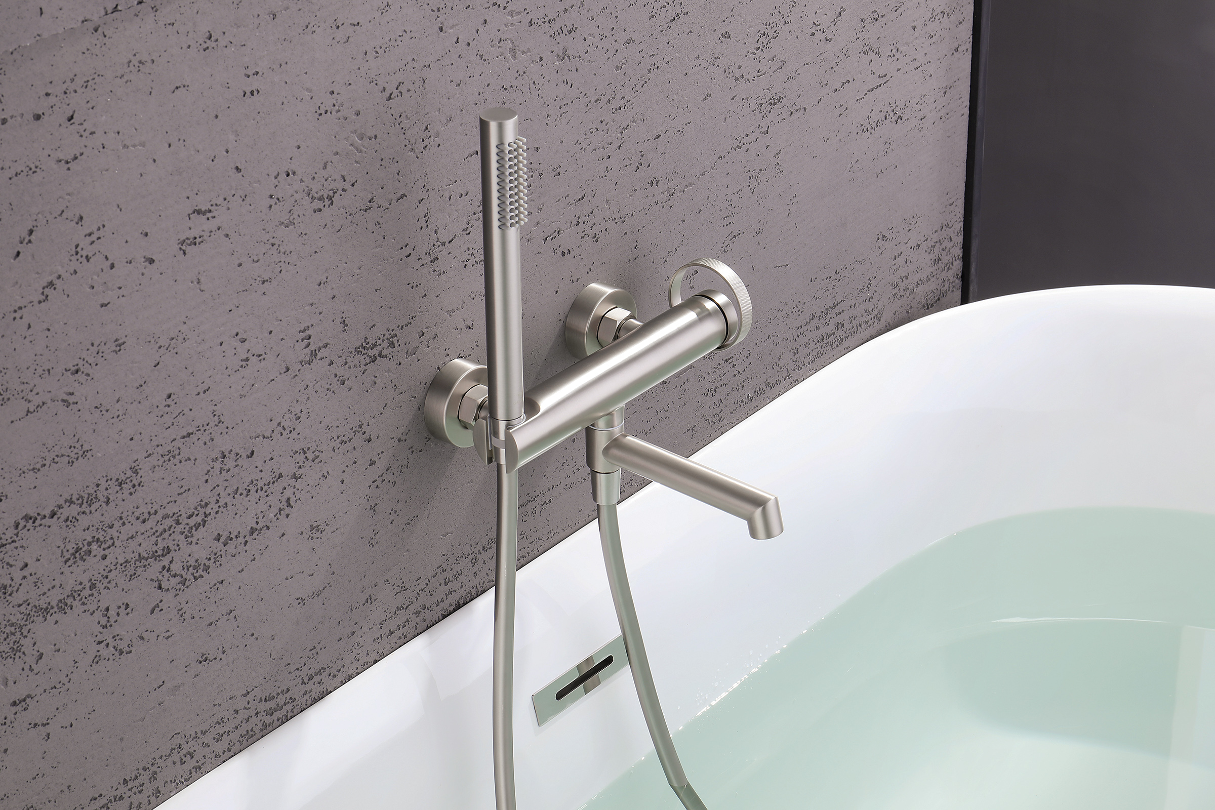 19132-G Смеситель од. для ванны кор. (САТИН)  GANZER  (8/1шт)