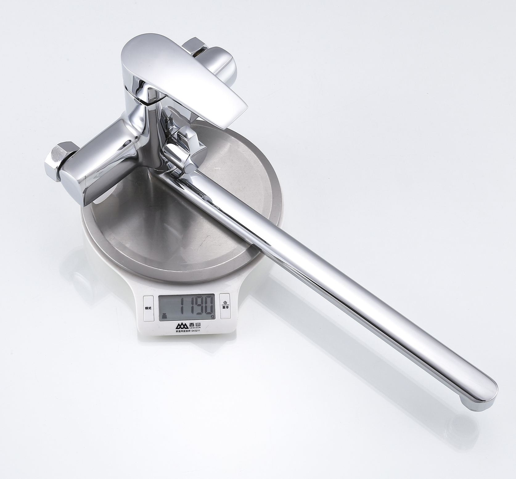 22011 Однр. смеситель для ванны  HANSEN  (10/1шт)