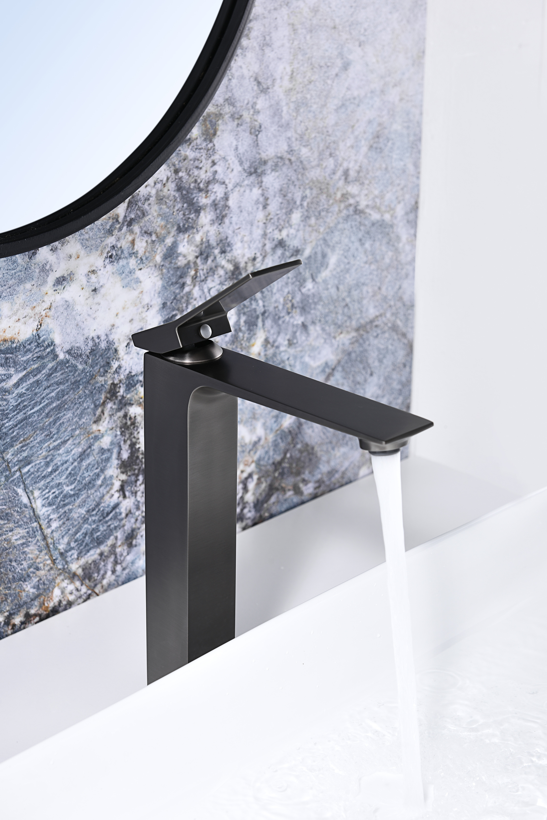 05112-Q Смеситель од. для раковины-чаши (ГРАФИТ) GANZER (10/1шт)