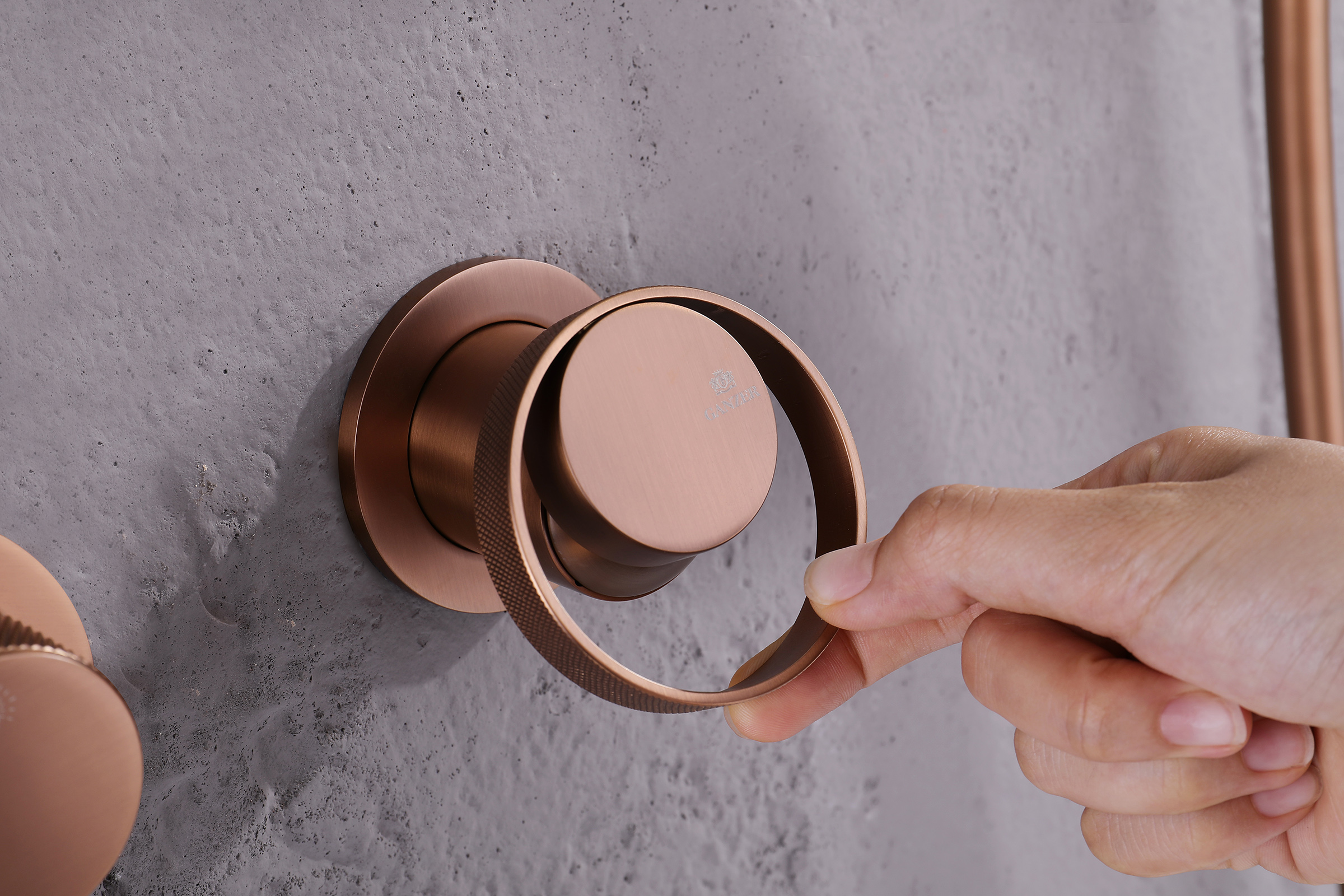 19165-R Смеситель встраиваемый для душа с 3-функ. (Роз. Золото) GANZER (6/1шт)