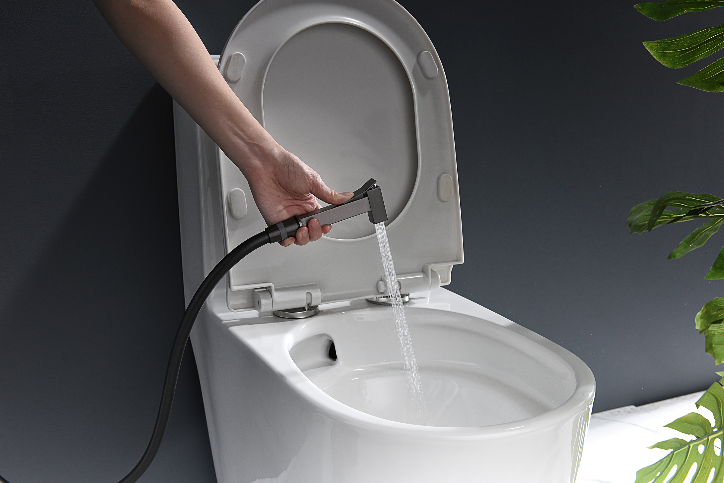 05157-Q Смеситель встраиваемый с ГИГ. душом (ГРАФИТ) GANZER (10/1шт)