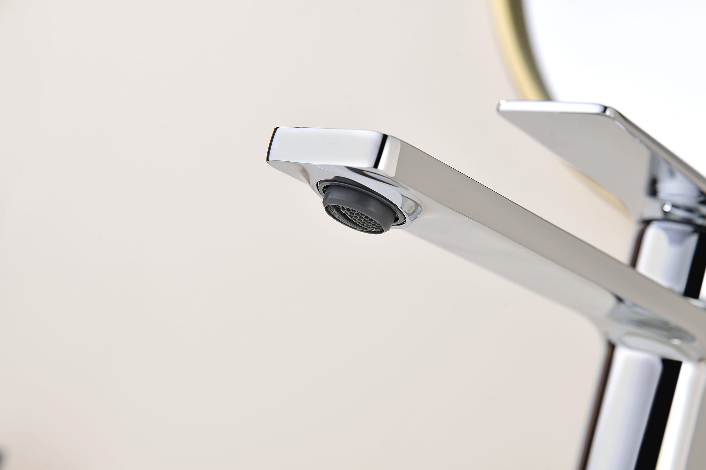 07112 Смеситель од. для раковины-чаши (ХРОМ) GANZER (10/1шт)