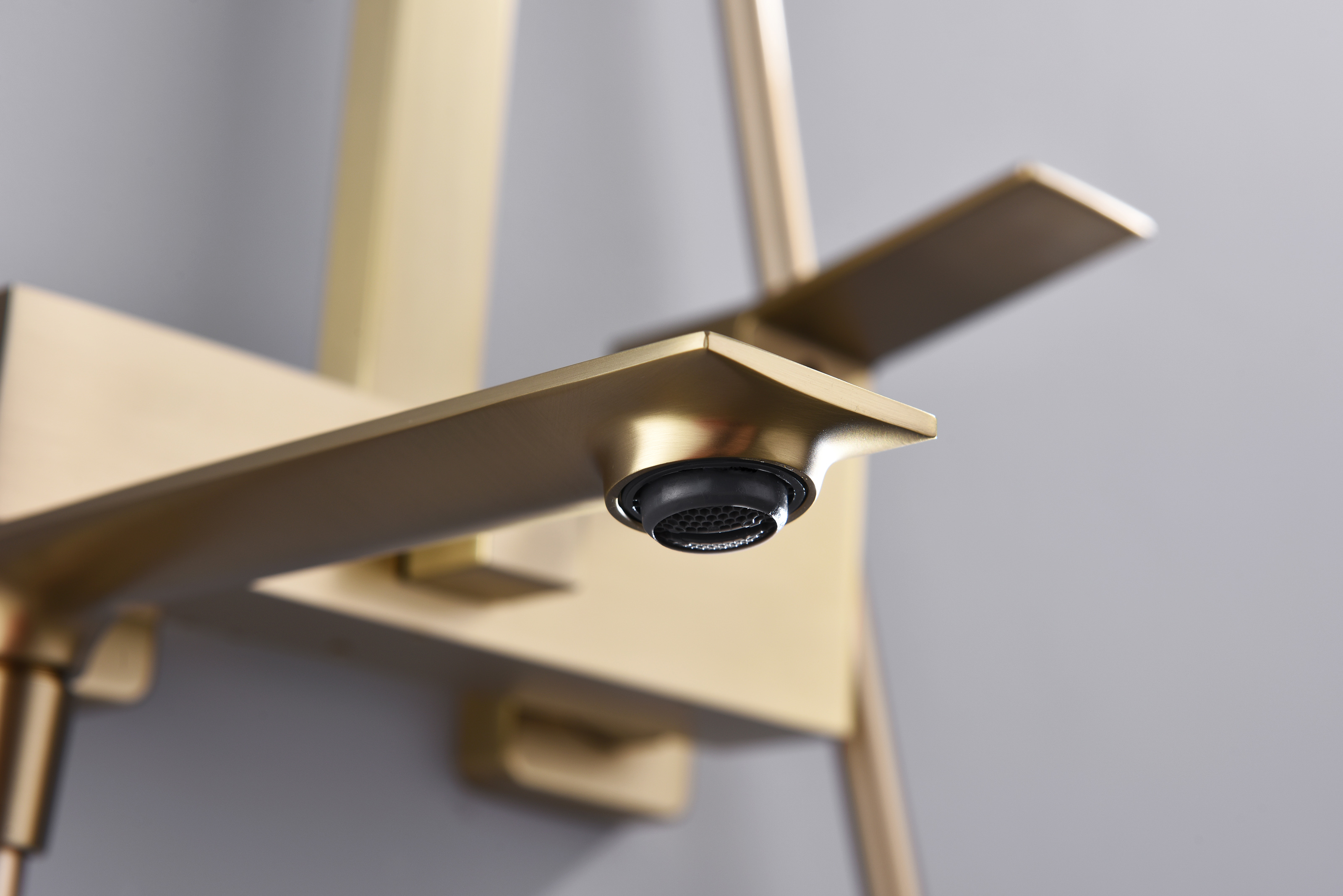 05162-S Душевая система (Мат. Золото) GANZER (5/1шт)