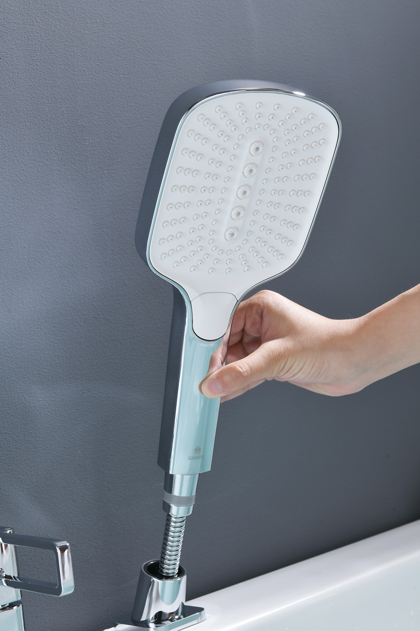 12133 Смеситель на борт ванны (3-отв,ХРОМ)  GANZER (10/1шт)