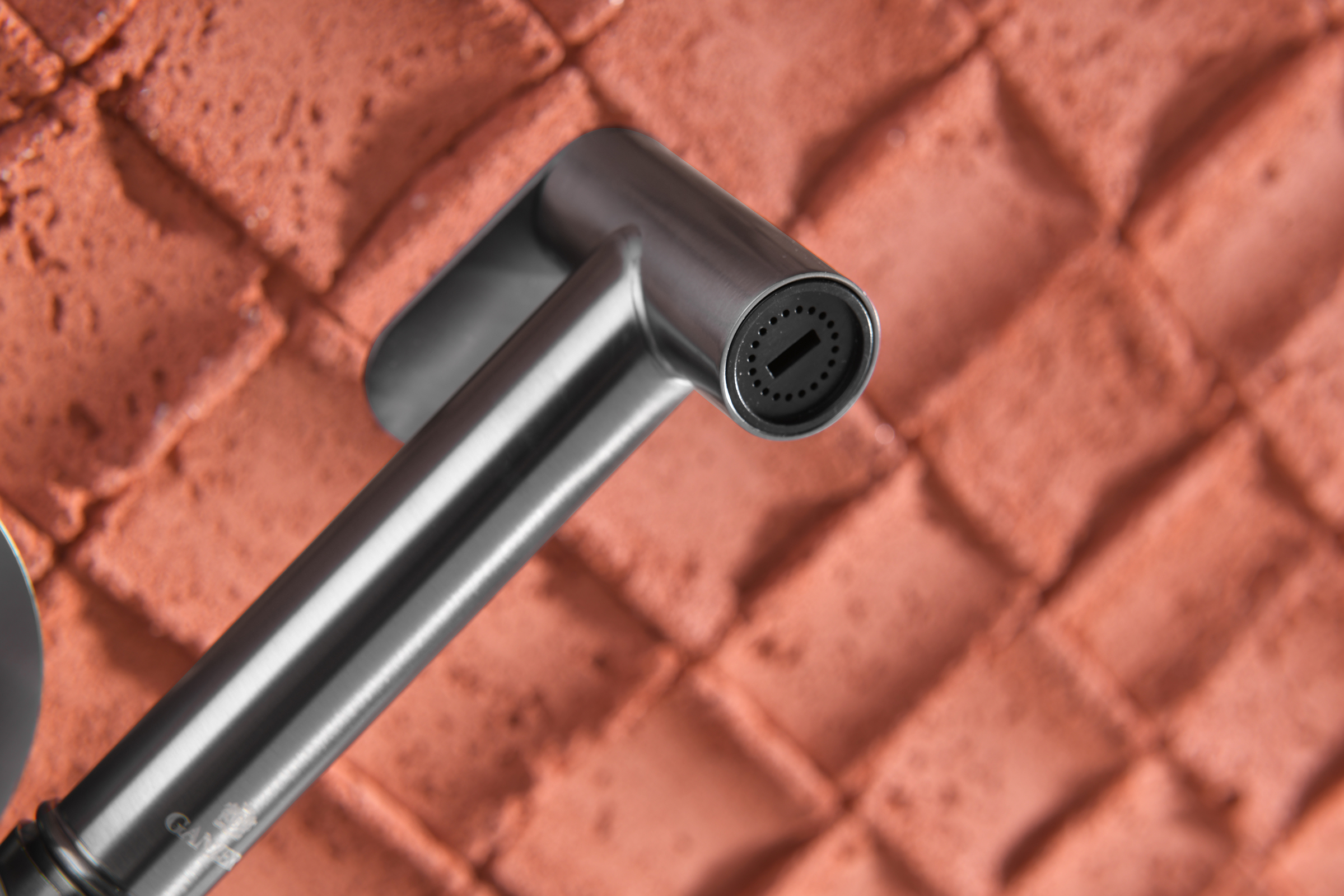 02157-Q Смеситель встраиваемый с ГИГ. душем (ГРАФИТ) GANZER (10/1шт)