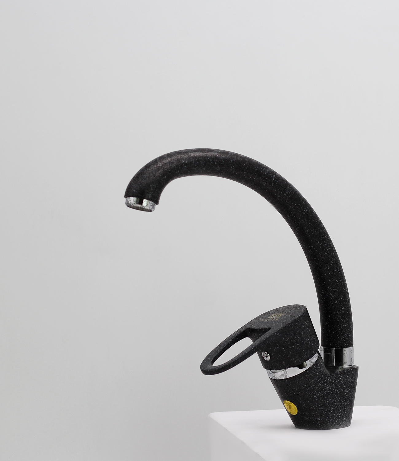 10021-C Смеситель (ЧЕРНЫЙ) для кухни "GANZER" Л/К