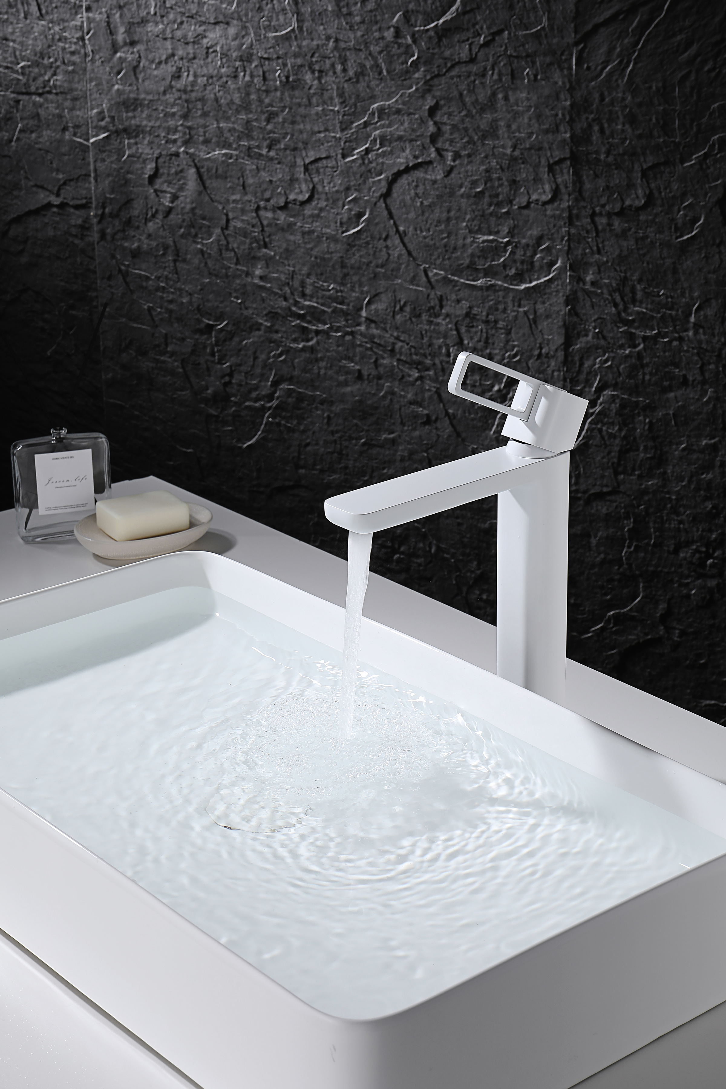 12112-F Смеситель од. для раковины-чаши (БЕЛЫЙ) GANZER (10/1шт)