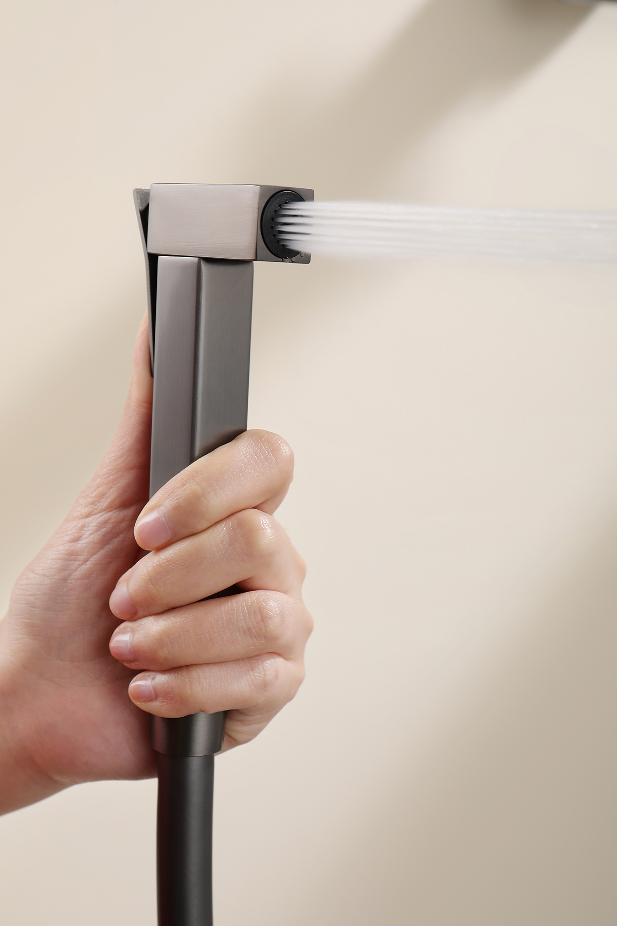 12157-Q Смеситель встраиваемый с ГИГ. душем (ГРАФИТ) GANZER (10/1шт)