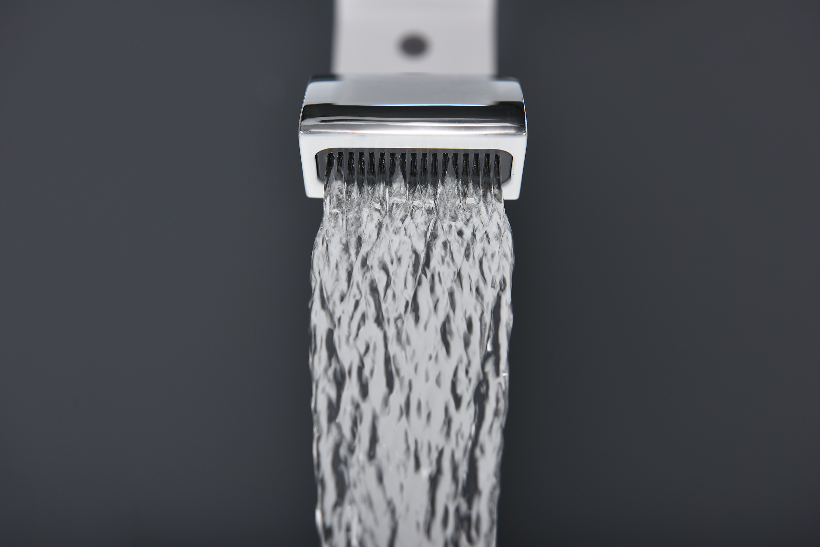 44111-F Смеситель од. для раковины (БЕЛЫЙ) GANZER (10/1шт)