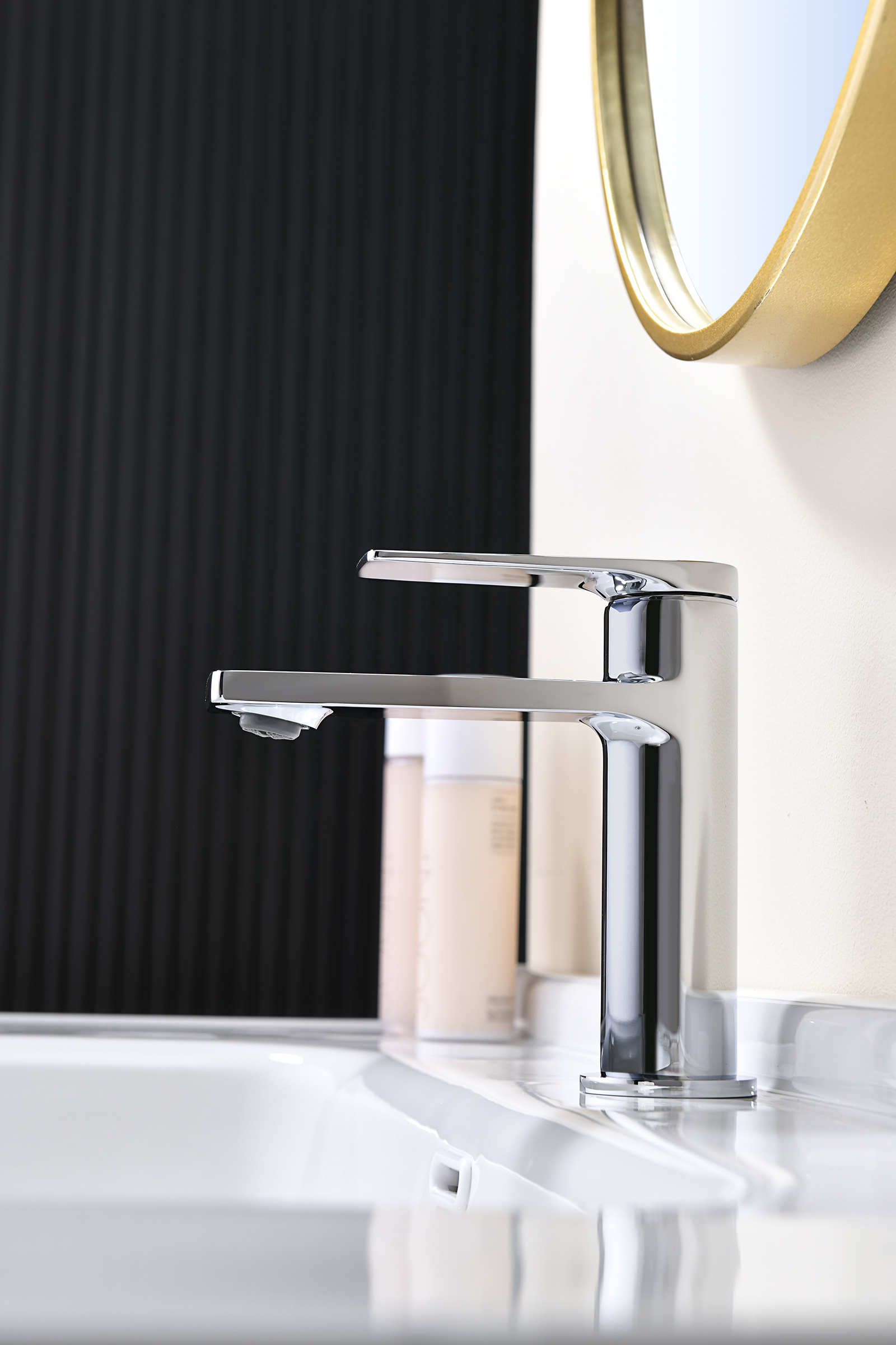 07111 Смеситель од. для раковины (ХРОМ) GANZER (10/1шт)