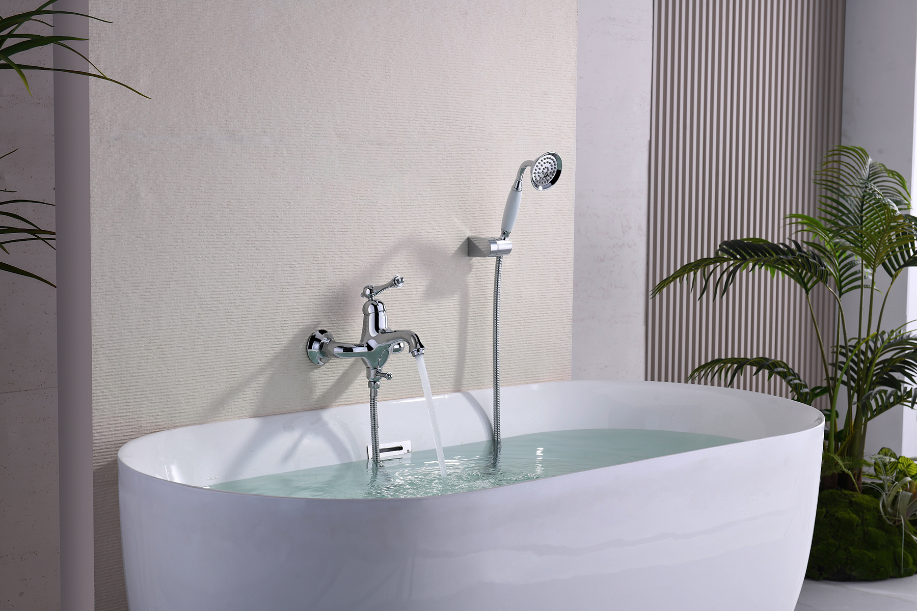 77031 Смеситель однорычажный для ванны GANZER  (8/1шт)