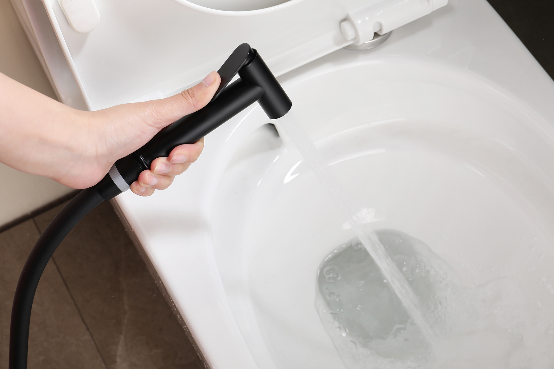 07157-C Смеситель встраиваемый с ГИГ. душом (ЧЕРНЫЙ) GANZER (10/1шт)