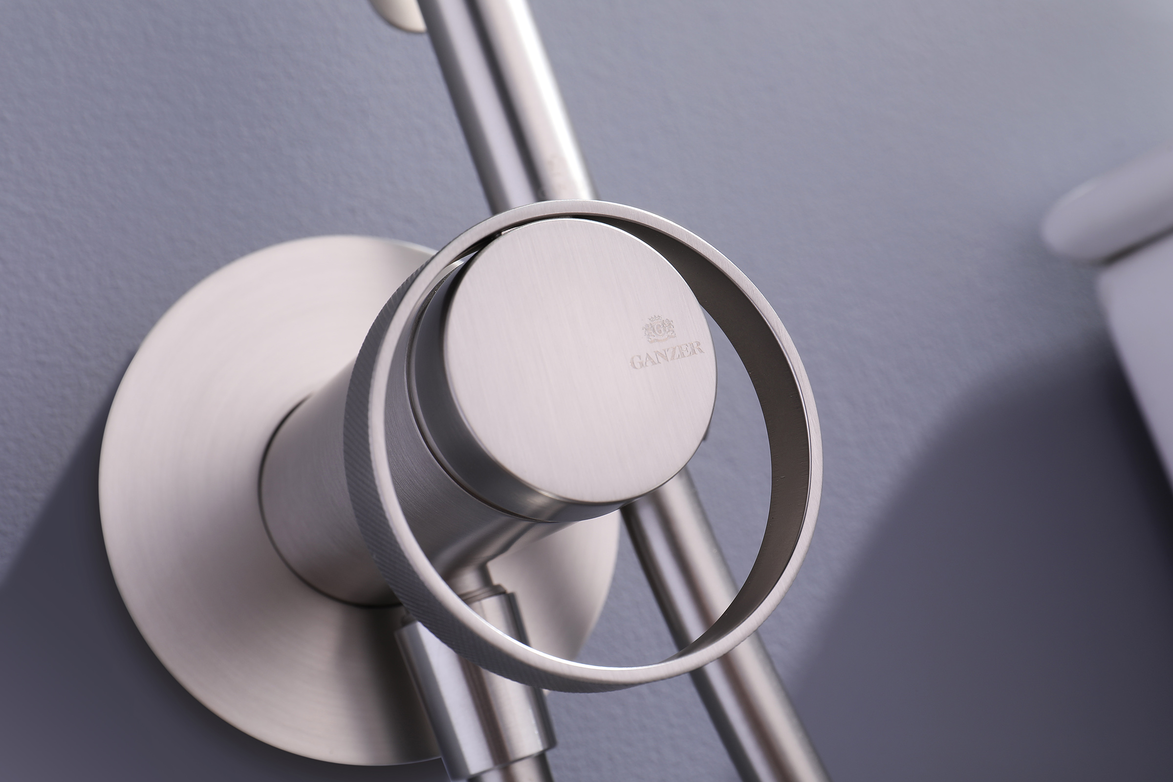 19157-G Смеситель встраиваемый с ГИГ. душем (САТИН) GANZER (10/1шт)