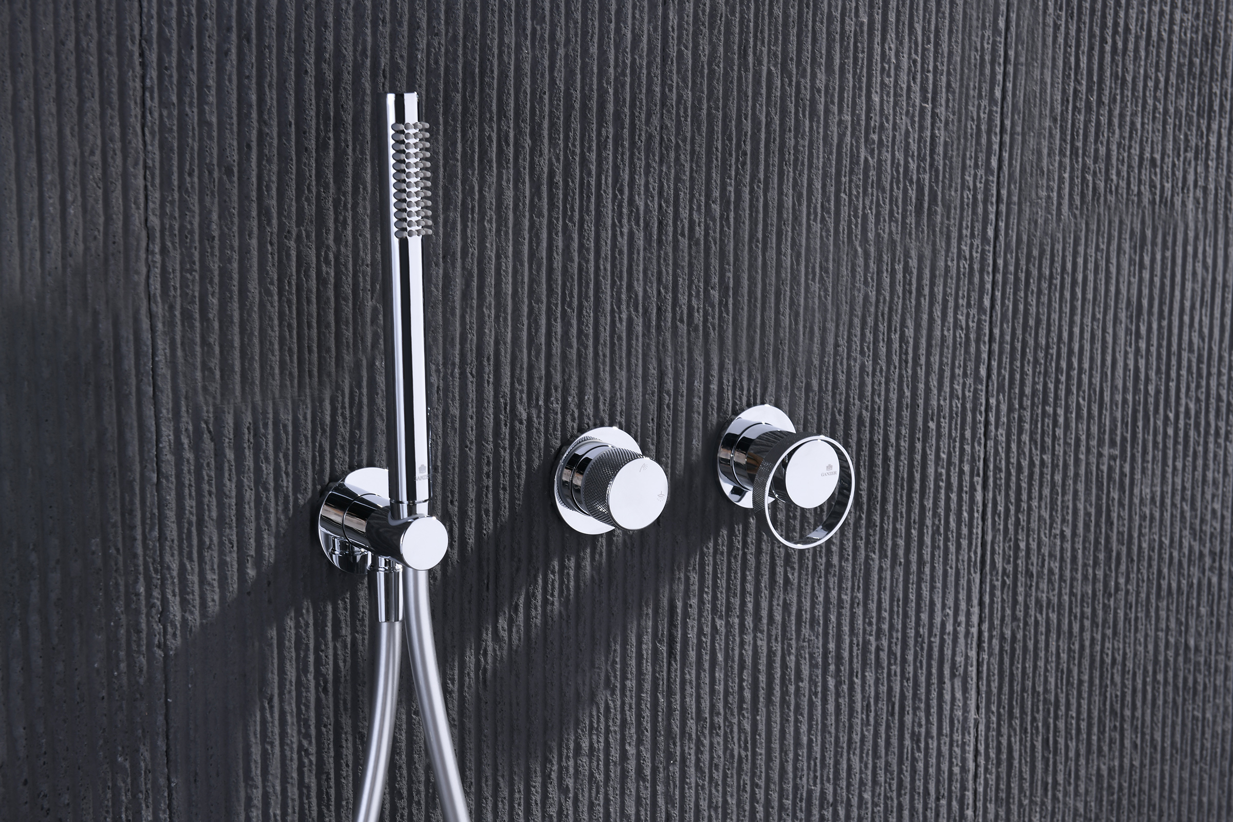 19164 Встроенный смес для душа с 2-функ. (ХРОМ) GANZER  (6/1шт)