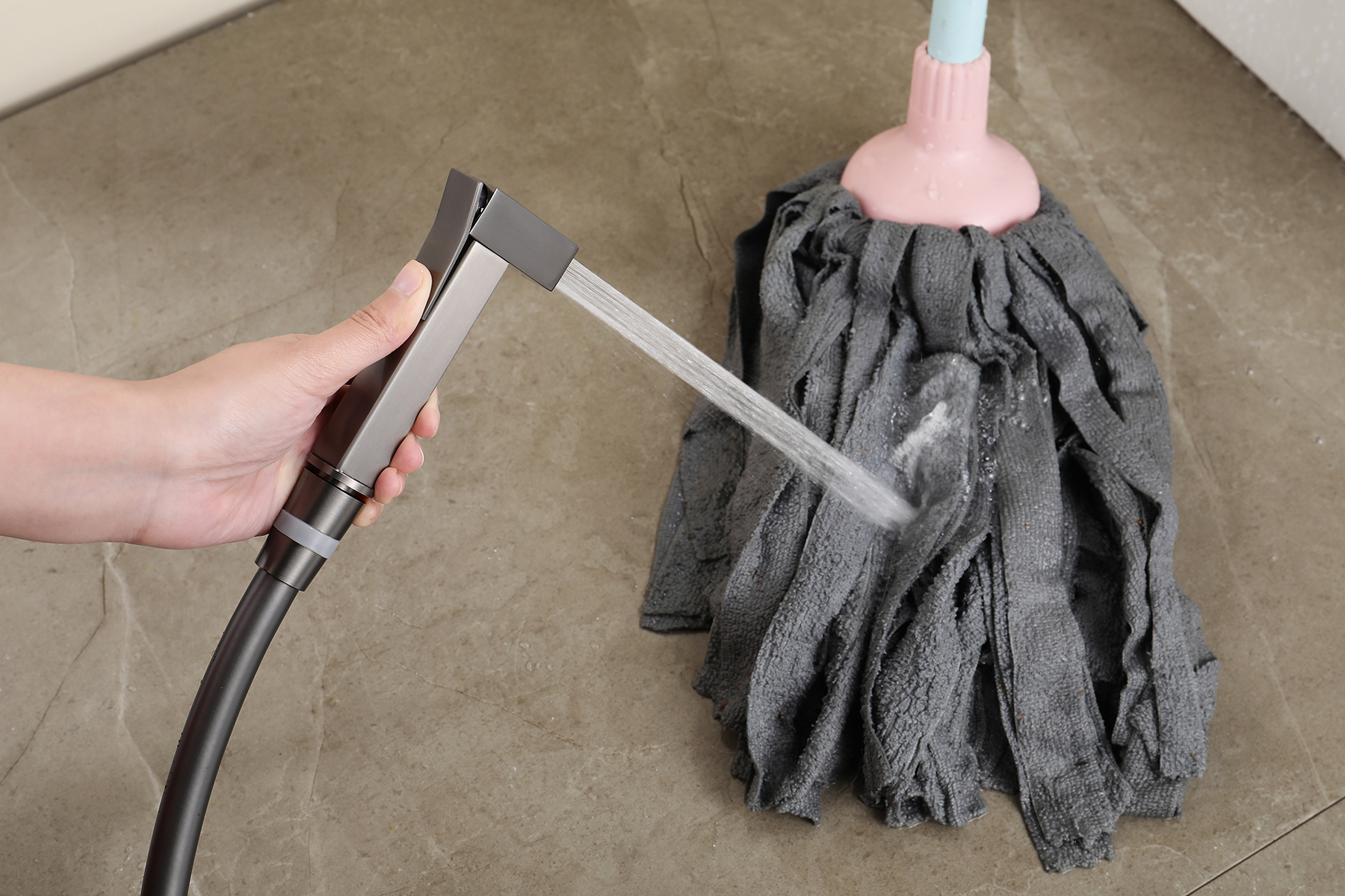 12157-Q Смеситель встраиваемый с ГИГ. душем (ГРАФИТ) GANZER (10/1шт)