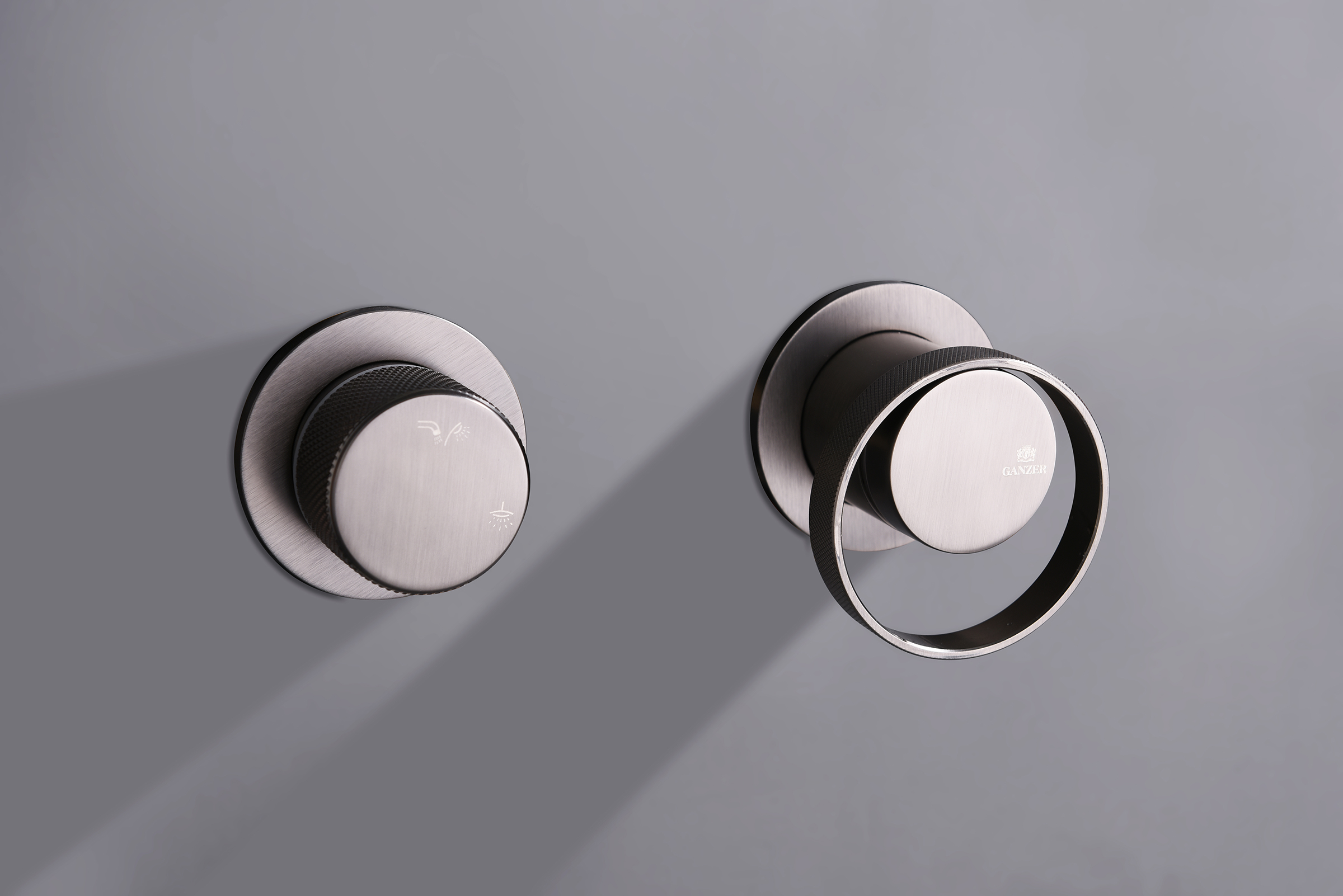 19165-Q Смеситель встраиваемый для душа с 3-функ. (ГРАФИТ) GANZER (6/1шт)